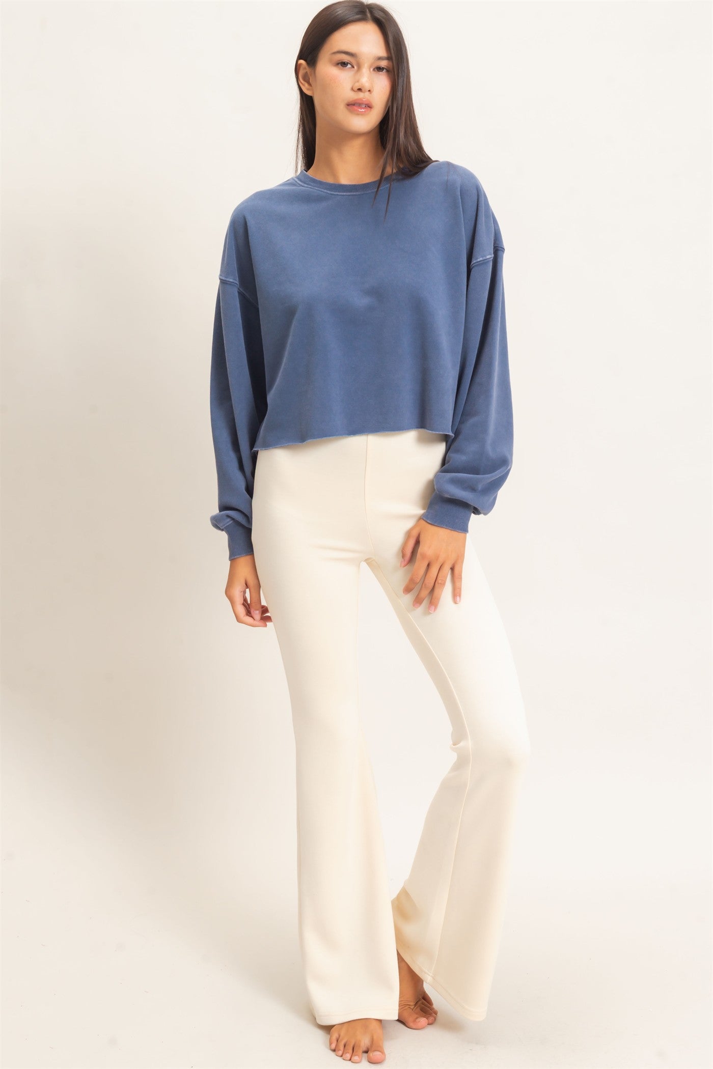 Wholesale Mineral Wash Raw Hem Cropped Sweatshirt Sweatshirts DZ26C968 NAVY DOUBLE ZERO