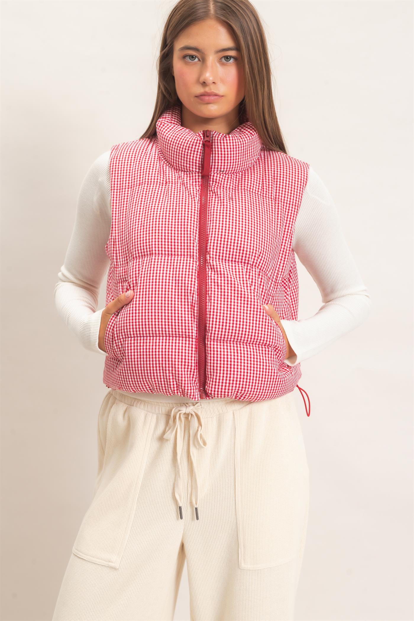 Wholesale Gingham Puffer Vest Vests DZ26F309 RED DOUBLE ZERO