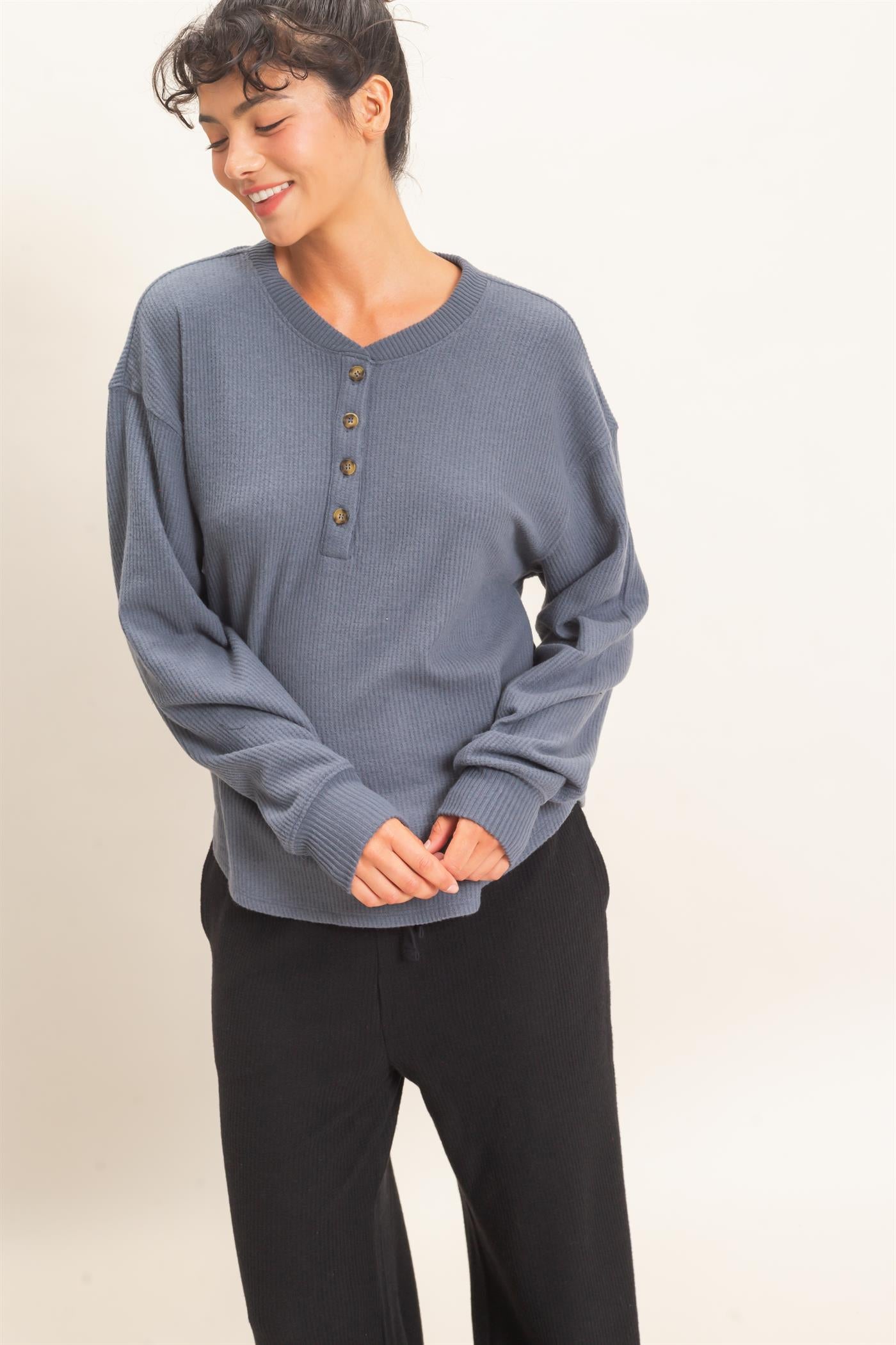 Wholesale Brushed Waffle Henley Top Clothing Tops DZ26F314 DARK GRAY DOUBLE ZERO