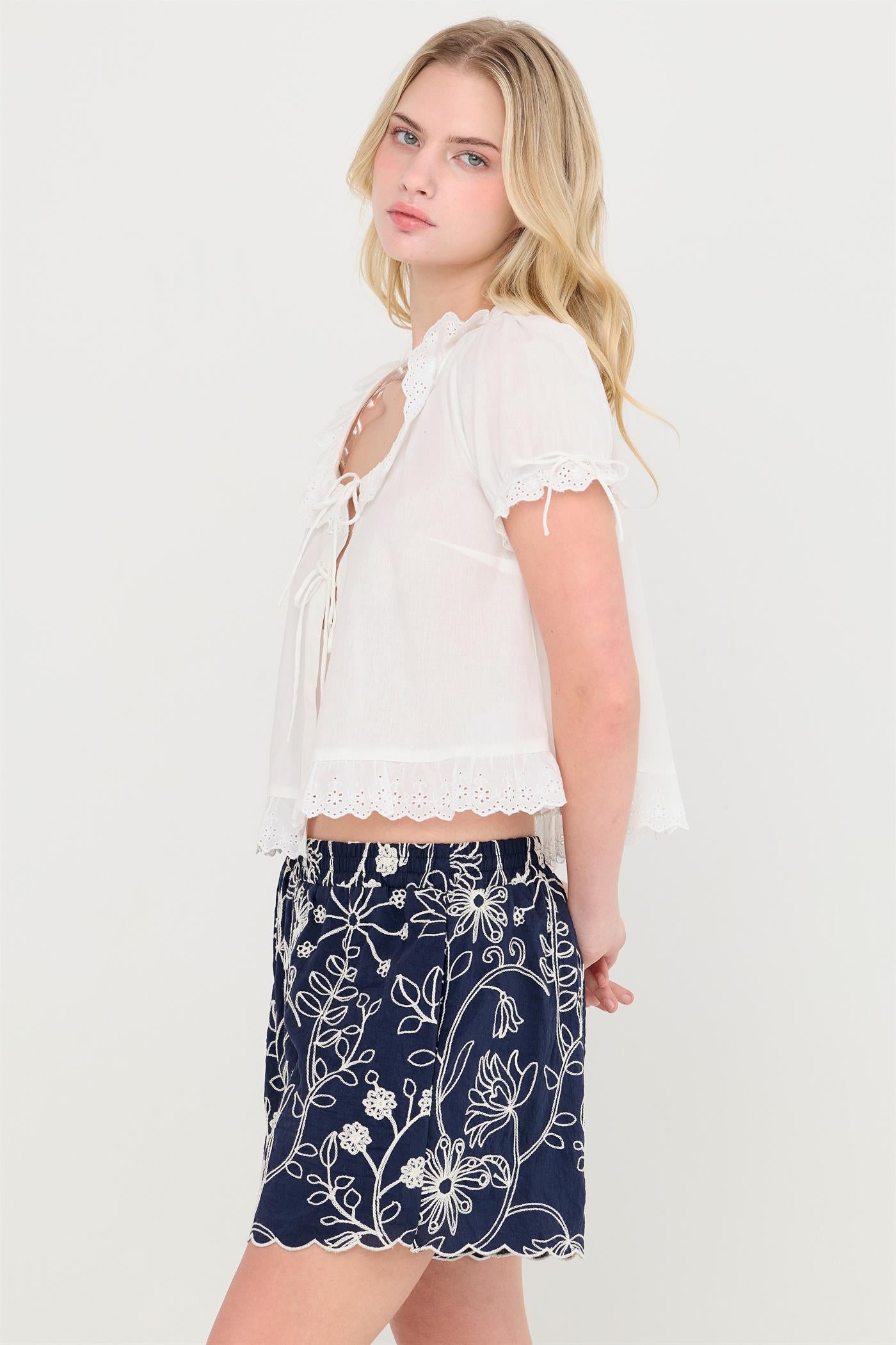 Wholesale Lace Trim Peasant Top Blouses HF26C137 OFF WHITE HYFVE