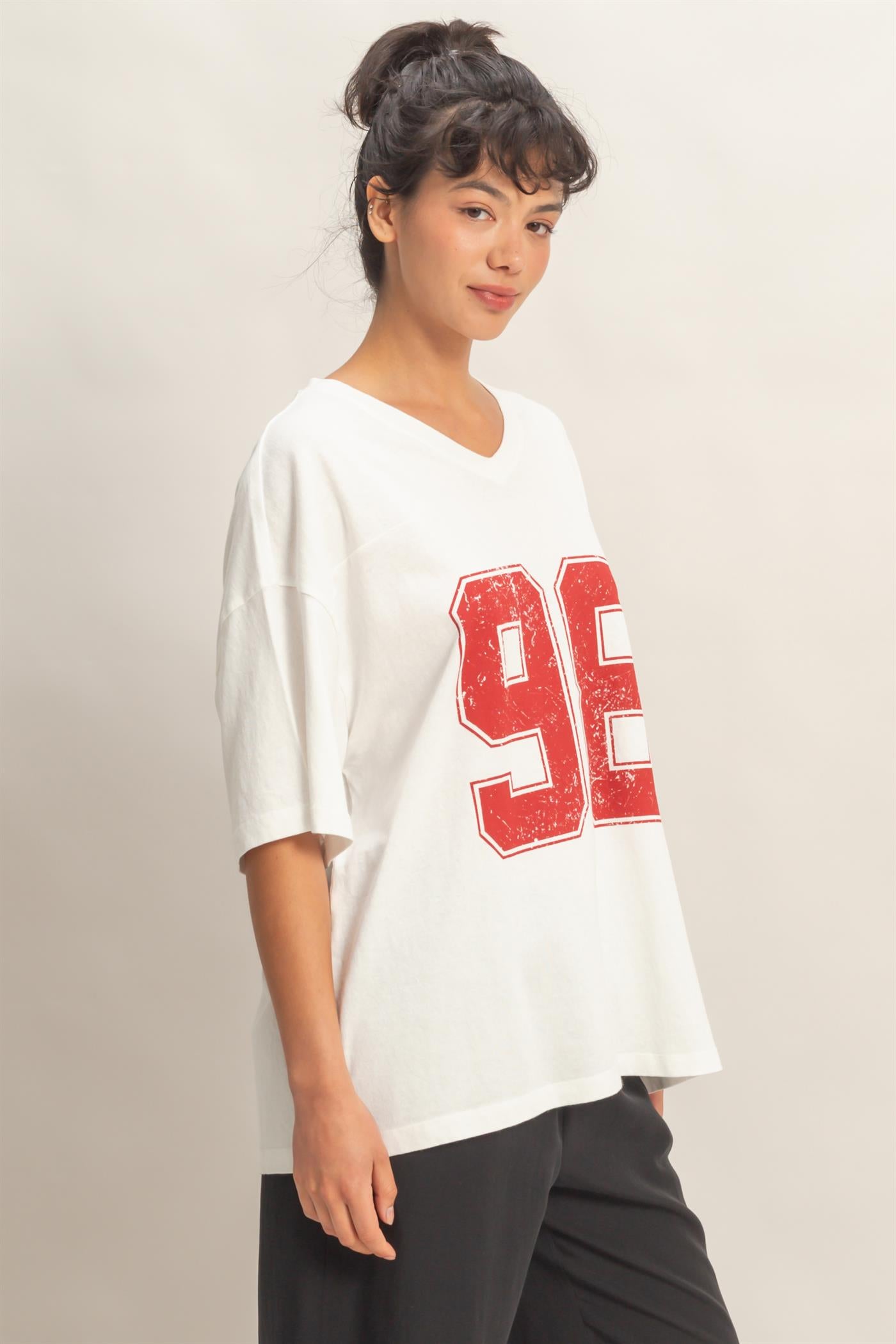 Wholesale Oversized Varsity Style V-Neck Graphic T-Shirt T-Shirts DZ26C200 OFF WHITE DOUBLE ZERO
