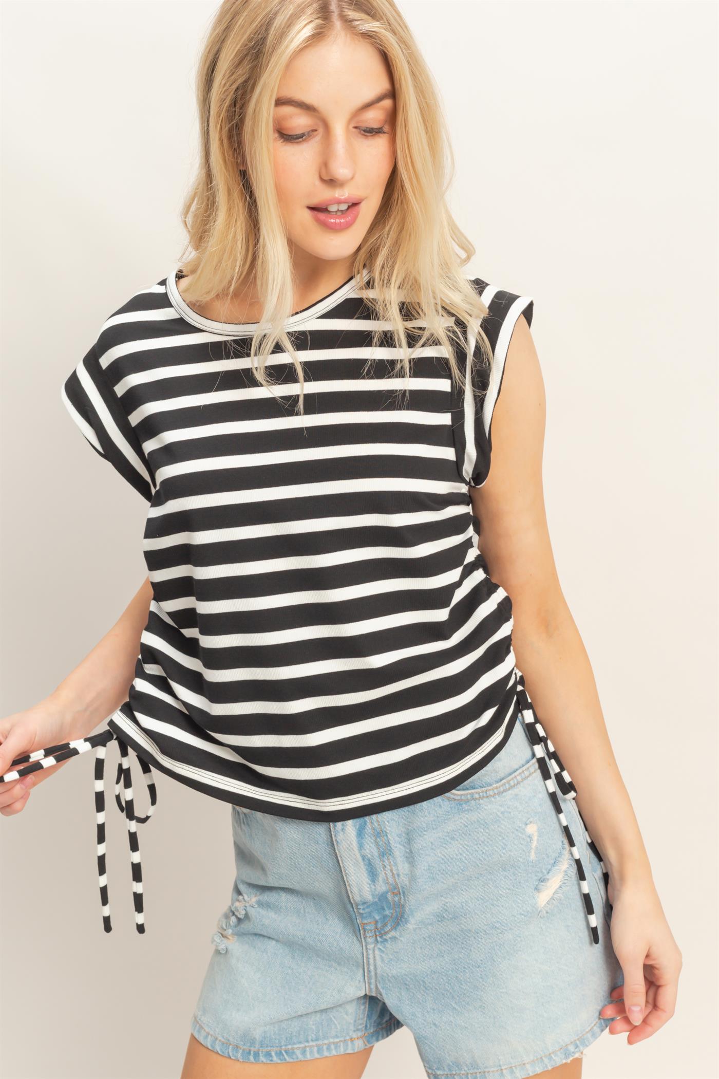Wholesale Striped Sleeveless Tie-Side Top Clothing Tops HF26A500 BLACK HYFVE