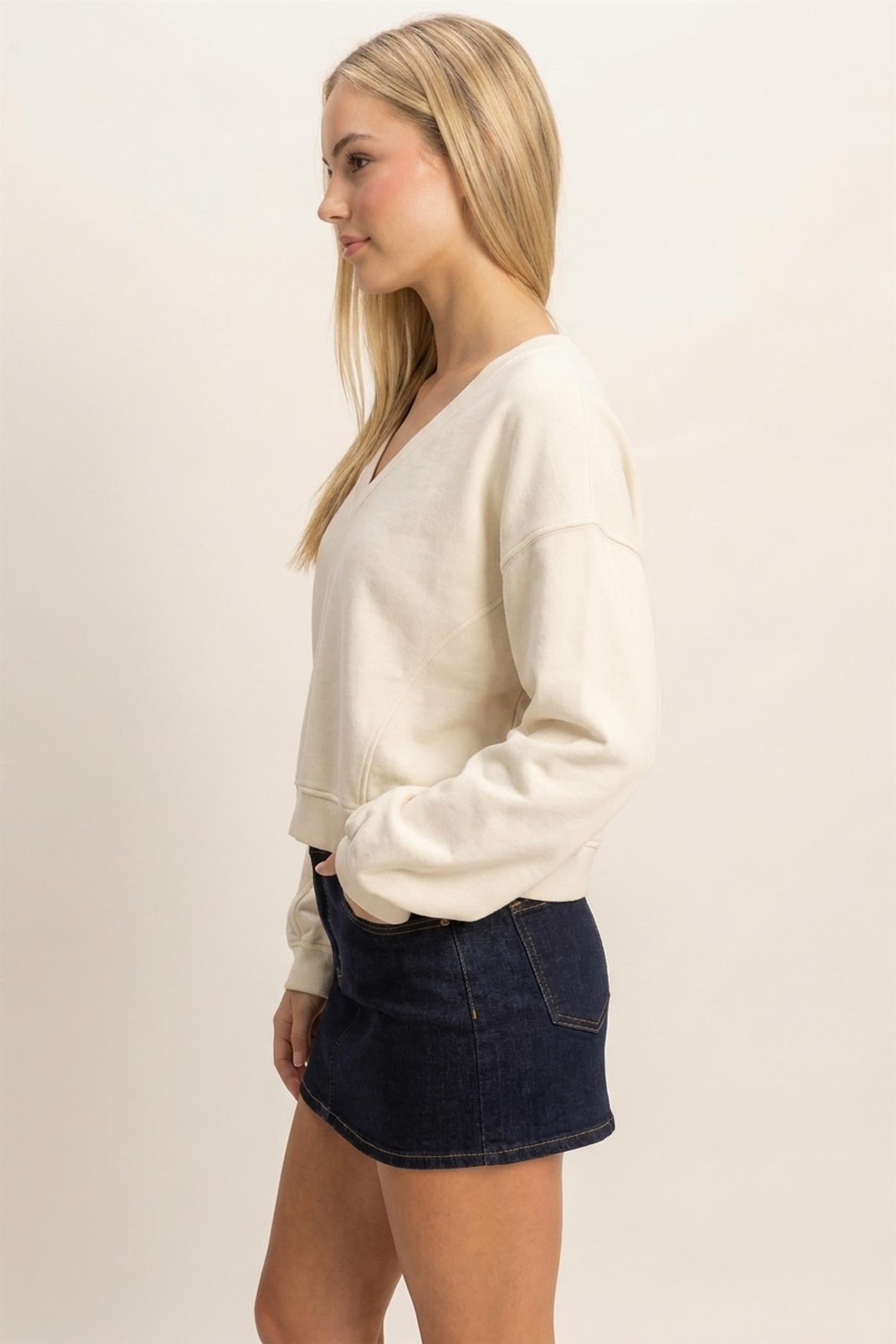 Wholesale Snow Wash V-Neck Sweatshirt Sweatshirts DZ26C844 ALPACA DOUBLE ZERO
