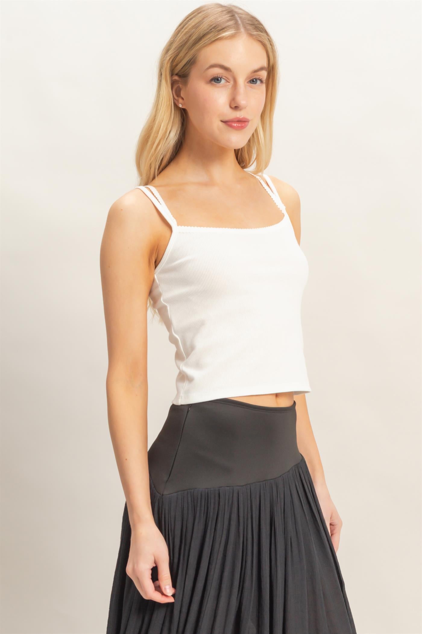 Wholesale Contrast Strap Square Neck Top Clothing Tops HF26A121 WHITE HYFVE