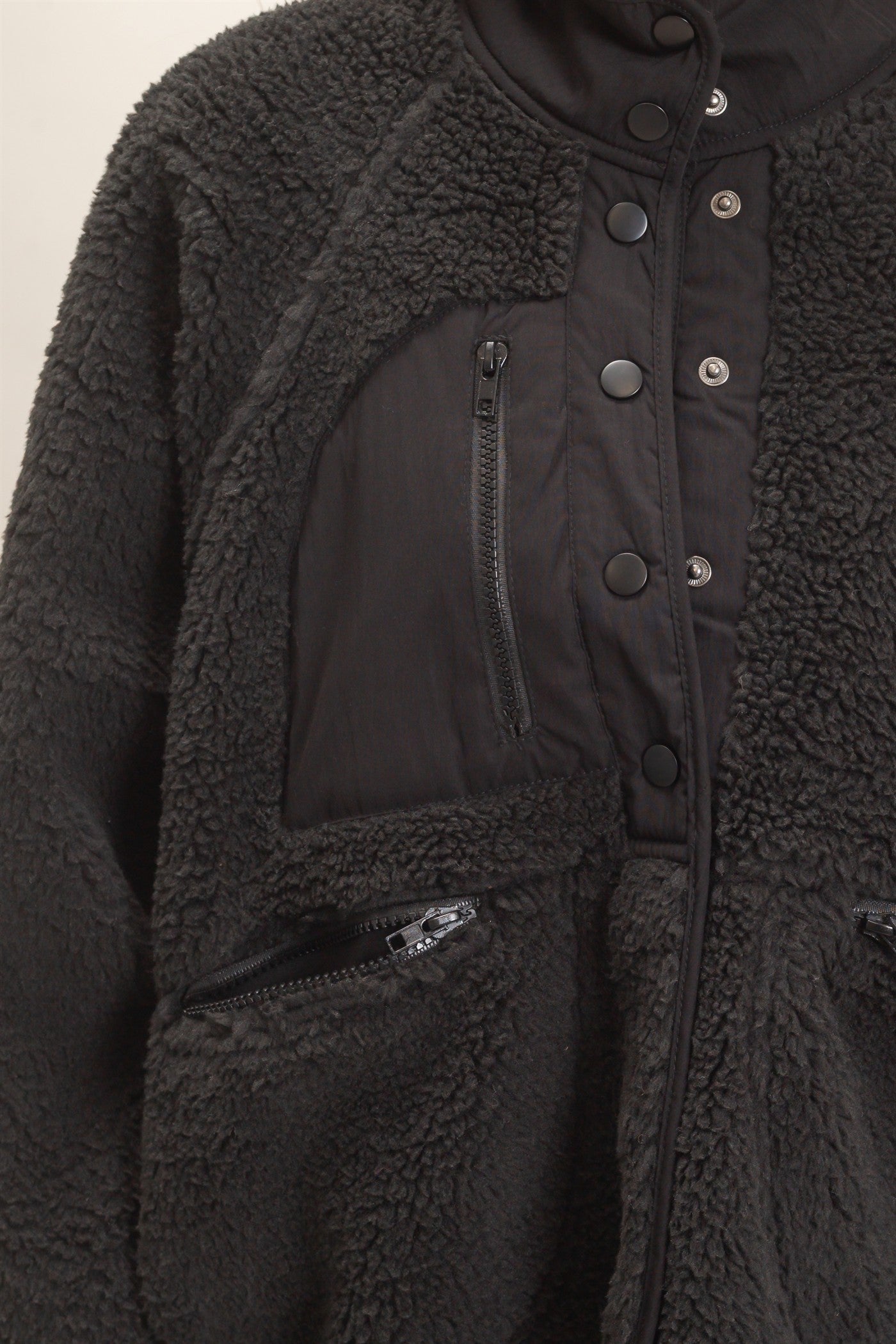 Wholesale Sherpa Fleece Jacket Coats & Jackets HF26E077 BLACK HYFVE
