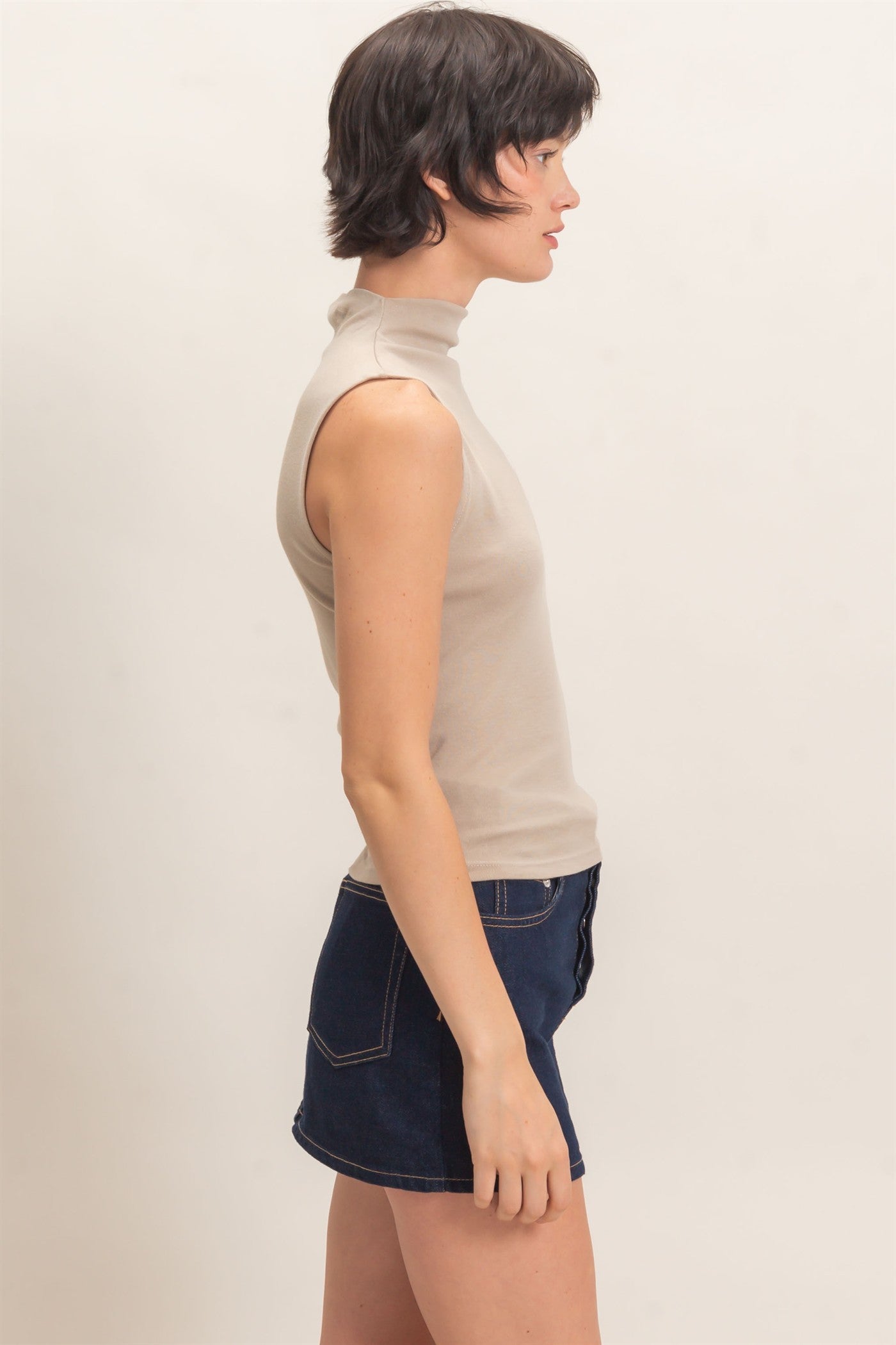 Wholesale Sleeveless Mock Neck Top Clothing Tops DZ26E397 WARM GRAY DOUBLE ZERO