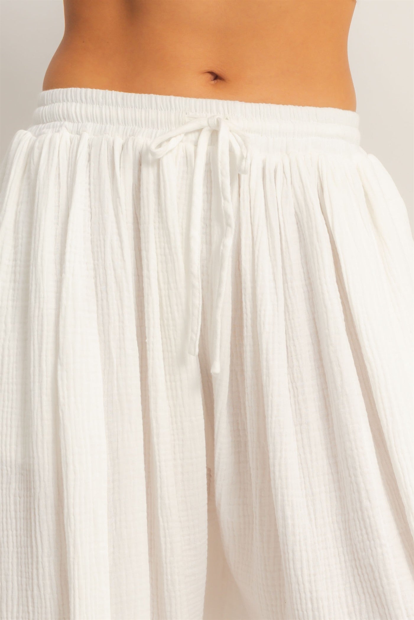 Wholesale Gauzed Elastic Waist Balloon Joggers Pants Pants HF26C320 OFF WHITE HYFVE