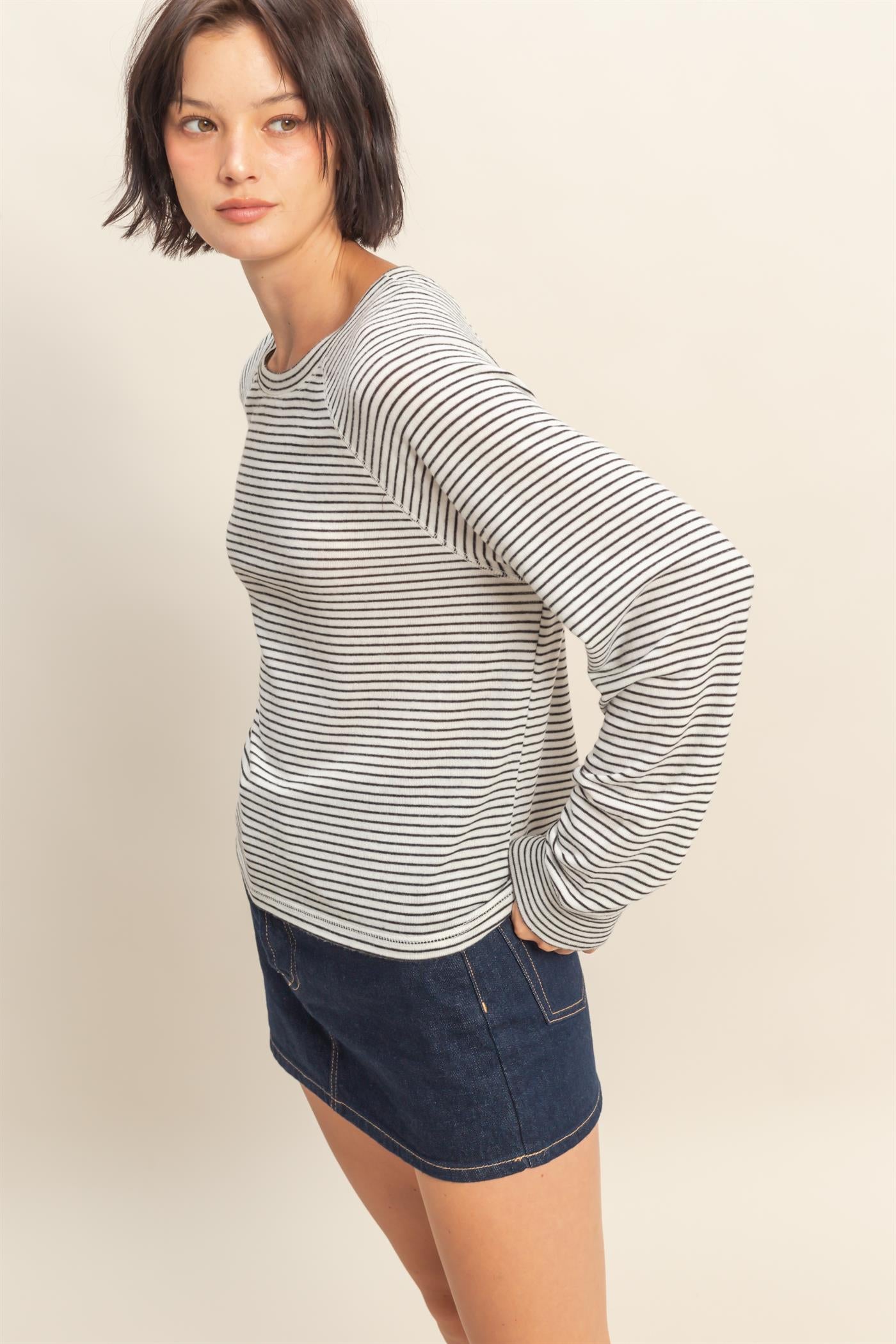 Wholesale Striped Raglan Long Sleeve Top Clothing Tops DZ25E600 CREAM/BLACK DOUBLE ZERO