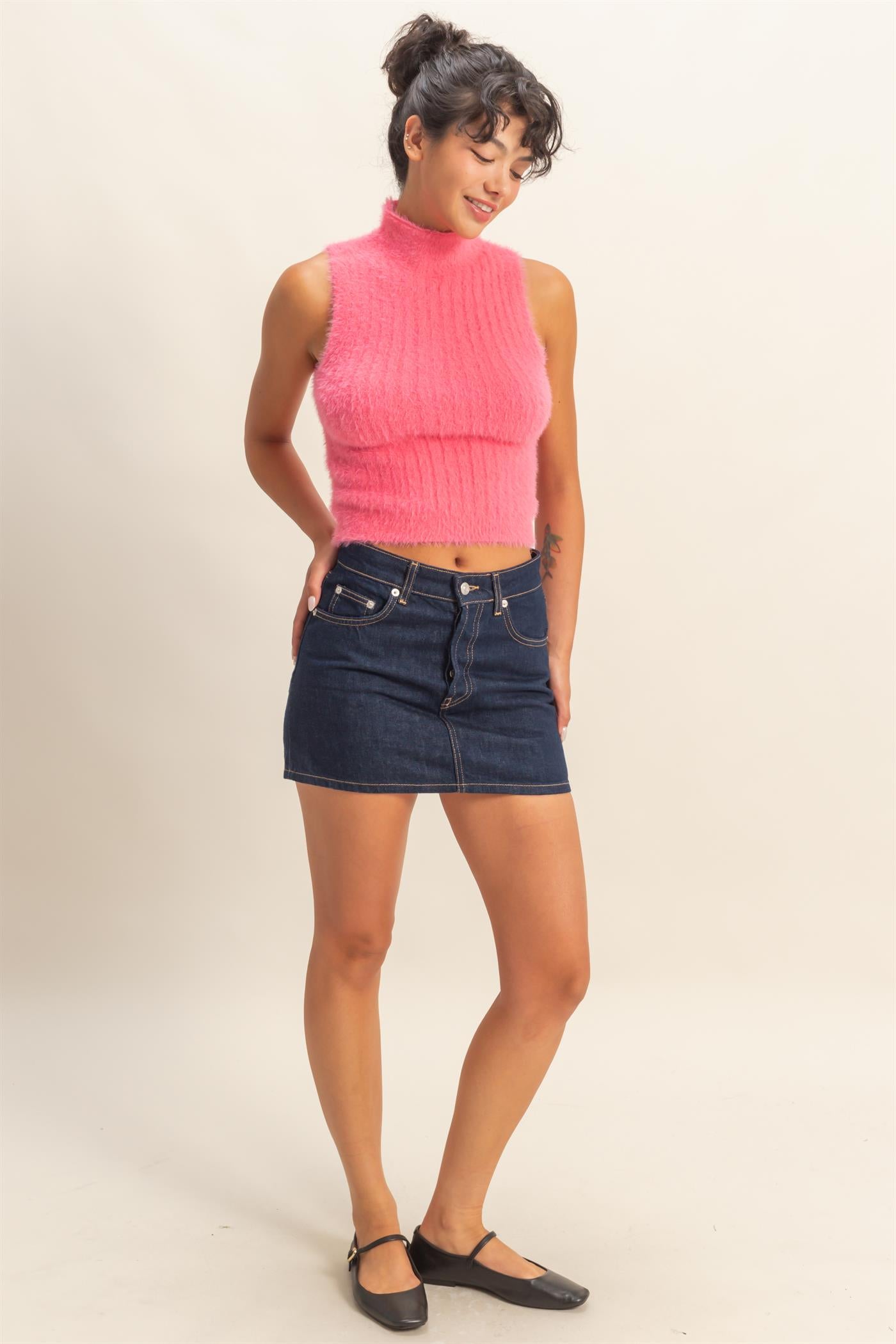Wholesale Ribbed Sleeveless High Neck Knit Top Clothing Tops DZ25F113 TAFFY PINK HYFVE