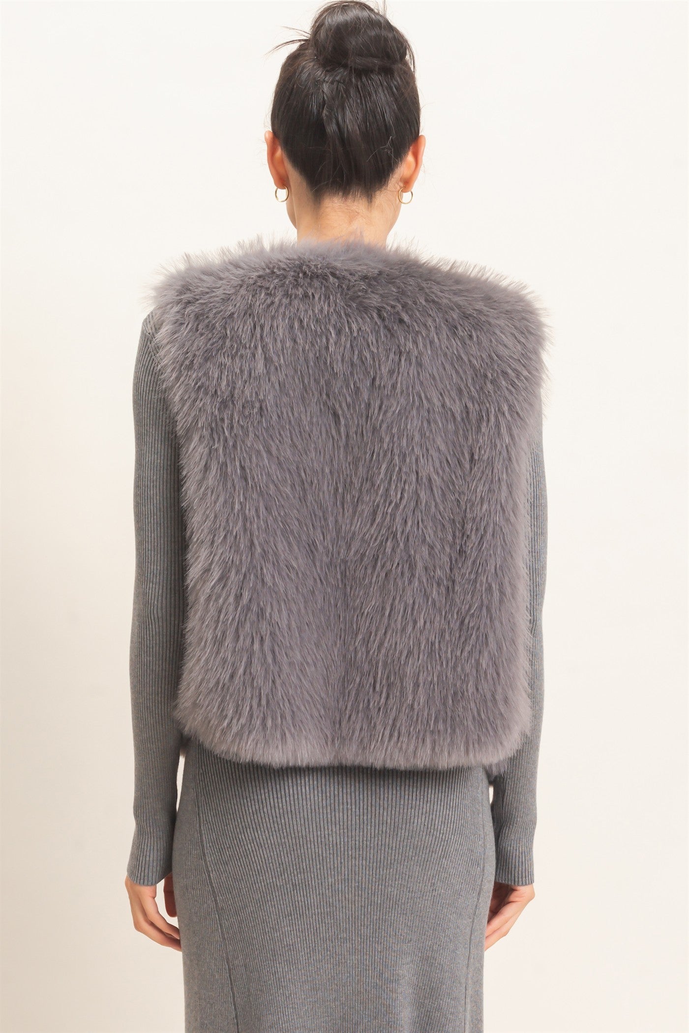 Wholesale Open-Front Faux Fur Vest Vests HF26F164 GRAY HYFVE