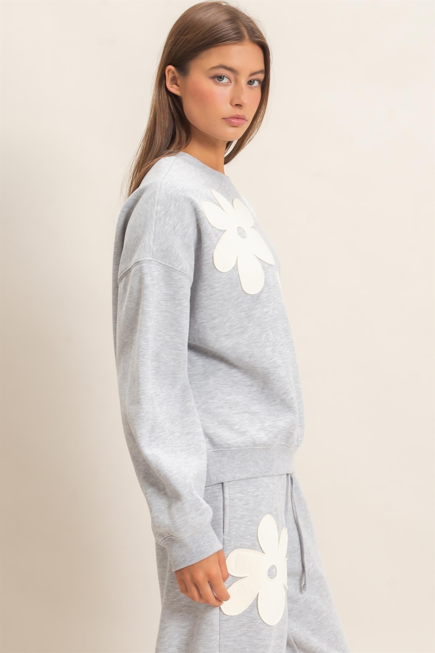 Wholesale Floral Applique Crew Neck Sweatshirt Sweatshirts DZ26E708 HEATHER GRAY DOUBLE ZERO