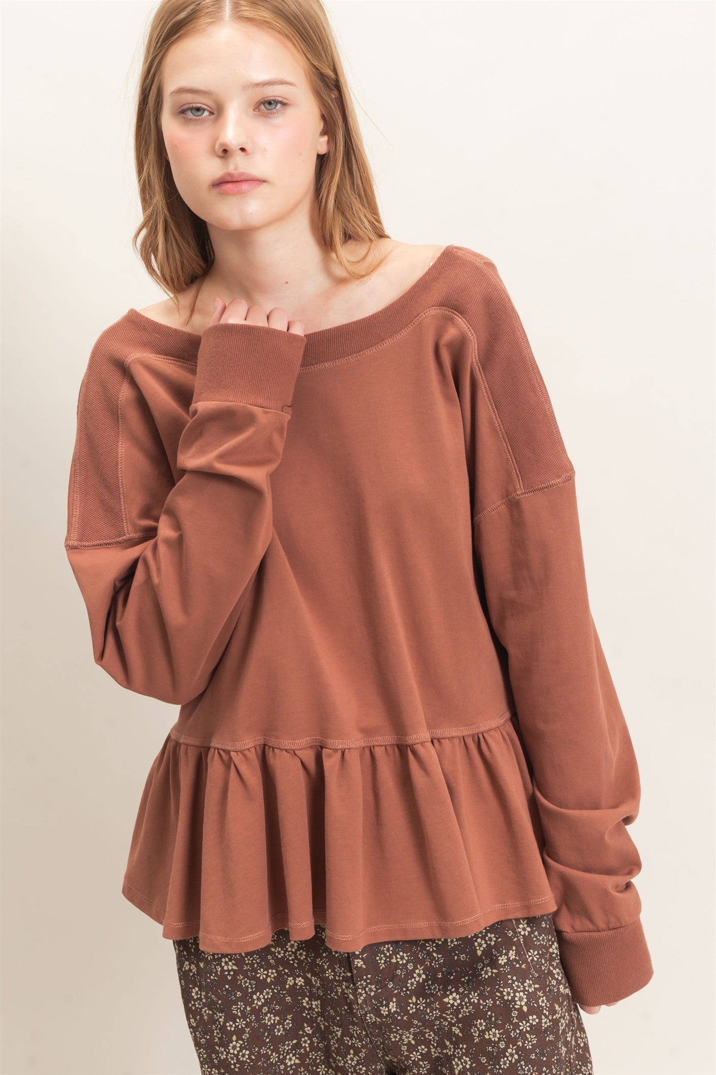 Wholesale Ruffled Hem Long Sleeve Top Clothing Tops HF26E065 SIENNA HYFVE