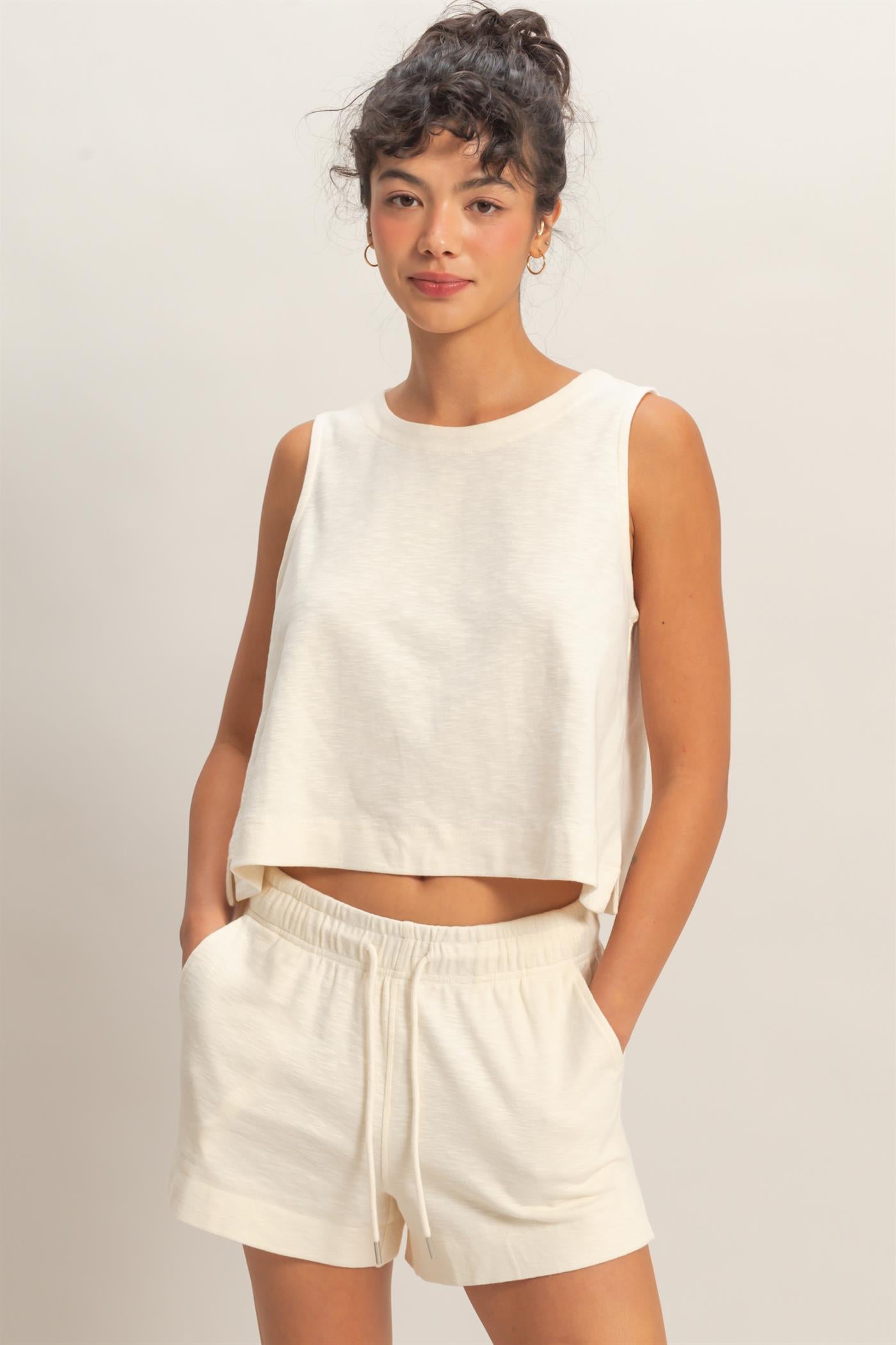 Wholesale Sleeveless Boxy Fit Crew Neck Top Clothing Tops DZ26C090 CREAM DOUBLE ZERO