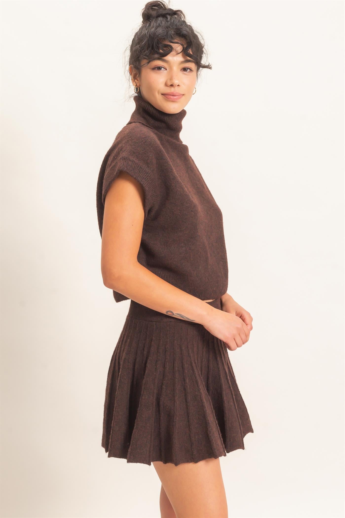 Wholesale Turtleneck Crop Top And Pleated Skirt Set Clothing DZ26C981-SET DARK BROWN DOUBLE ZERO