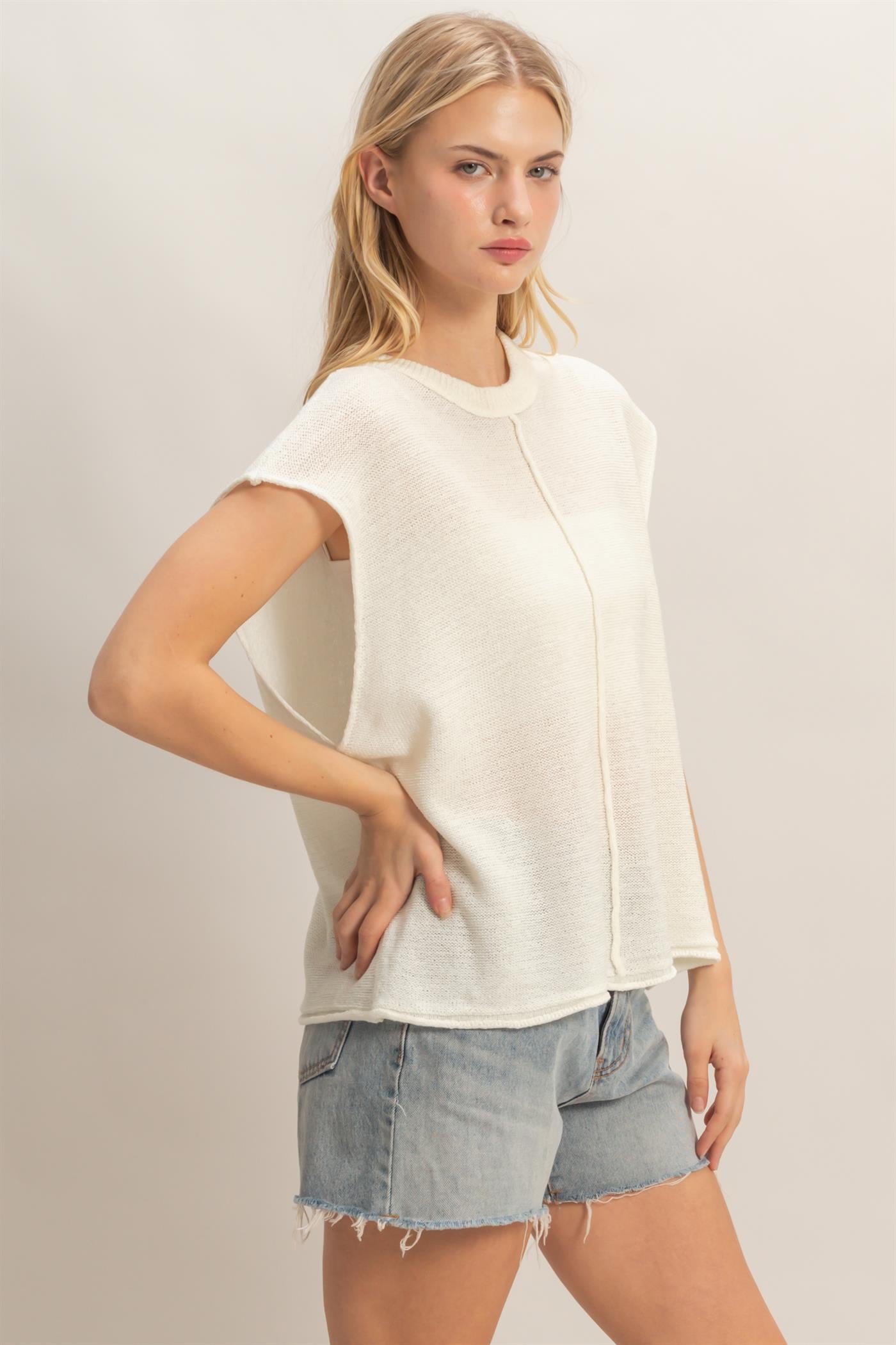 Wholesale Sleeveless Ribbed Knit Top Sweaters HF26A633 WHITE HYFVE