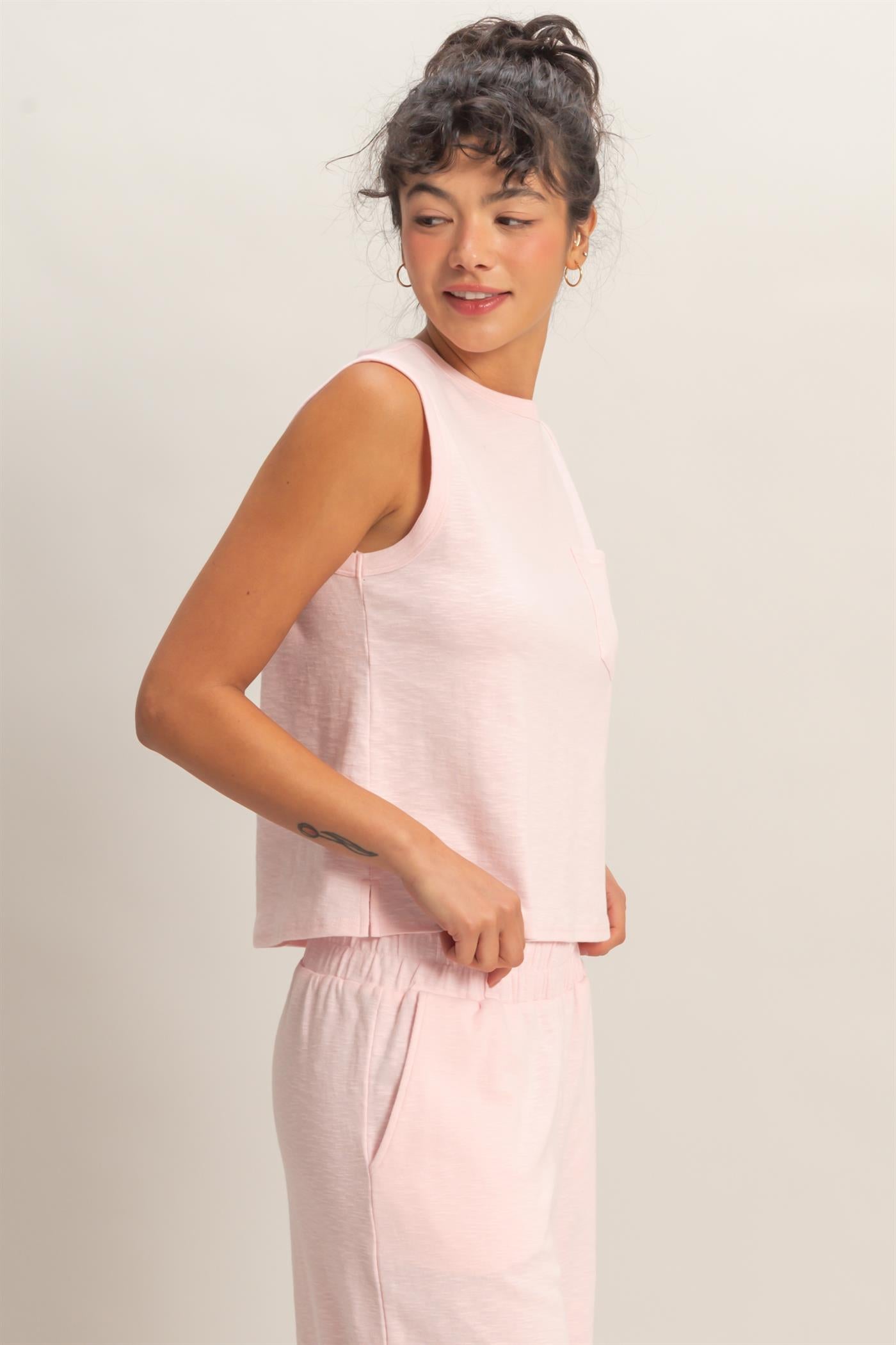 Wholesale Sleeveless Cotton Top With Pocket Clothing Tops DZ26A234 SOFT PINK DOUBLE ZERO