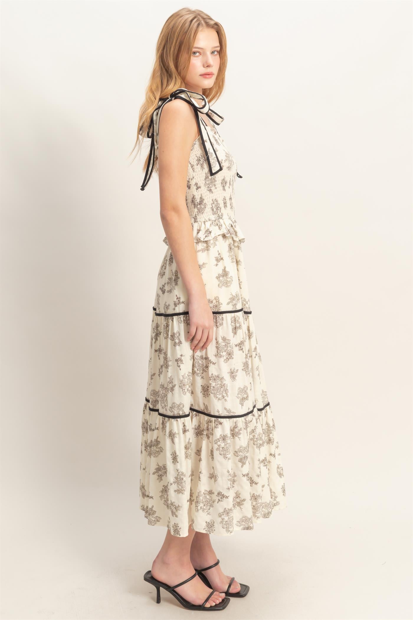 Wholesale Floral Tiered Sundress Dresses HF26A492-D BLACK HYFVE