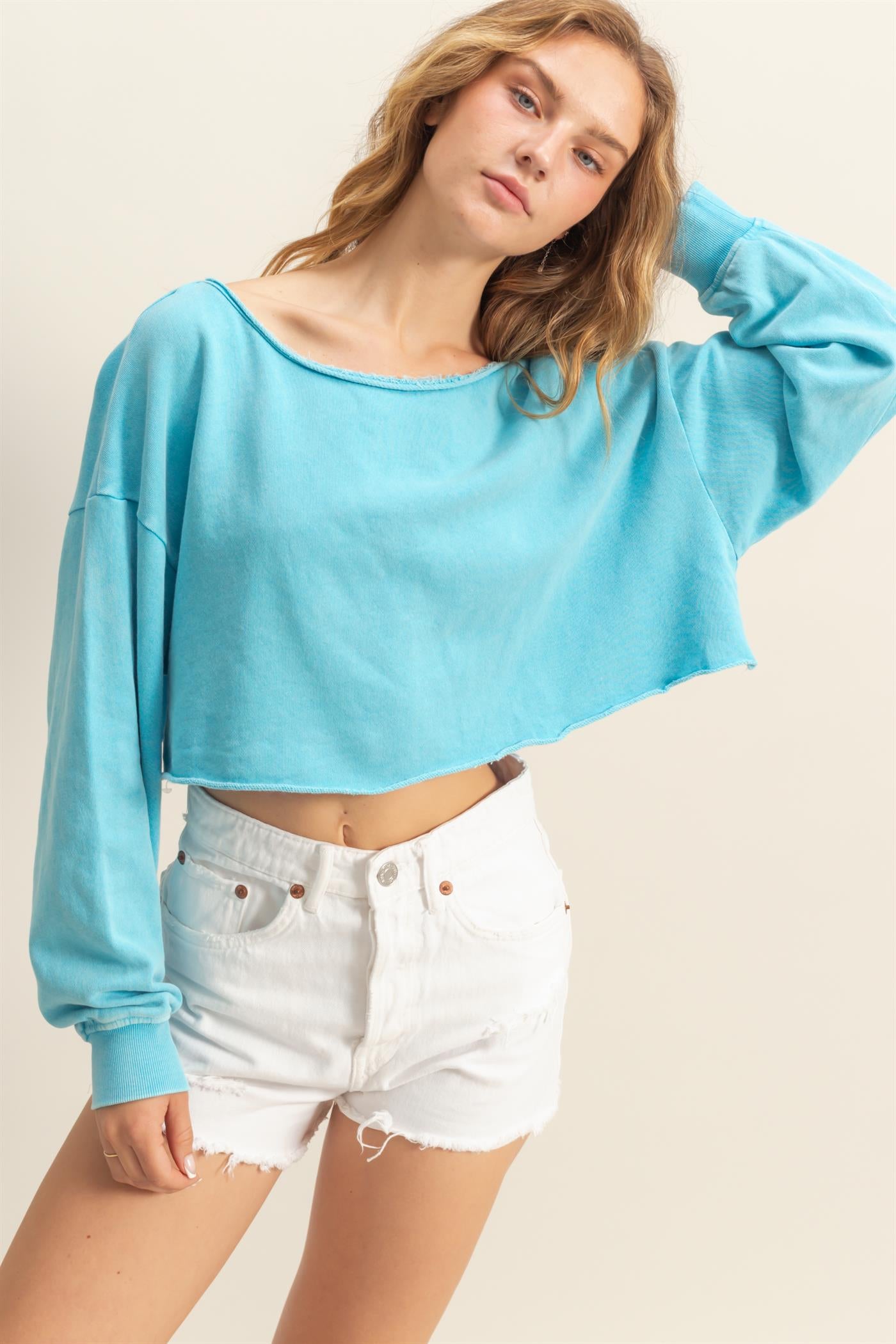 Wholesale Frayed Detail Long Sleeve Crop Top Sweatshirts DZ25A776 AQUA BLUE DOUBLE ZERO