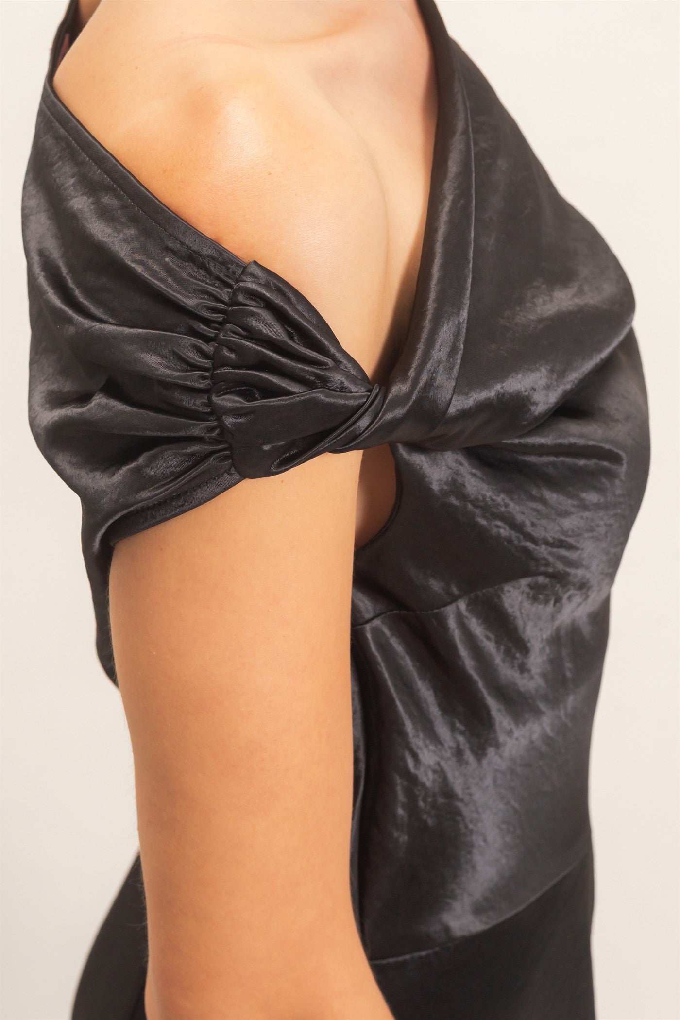 Wholesale Asymmetrical Cowl Neck Wide Leg Jumpsuit Clothing HF26F009 BLACK HYFVE