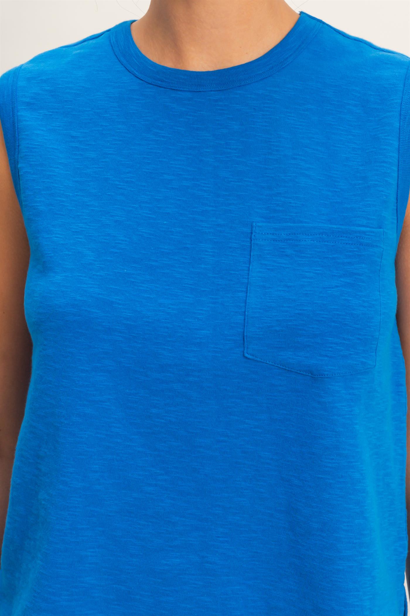Wholesale Sleeveless Cotton Top With Pocket Clothing Tops DZ26A234 COBALT DOUBLE ZERO