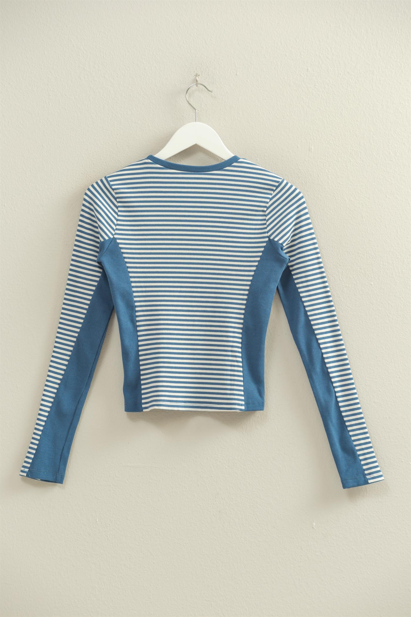 Wholesale Striped Long Sleeve Knit Top T-Shirts HF25F067 BLUE HYFVE