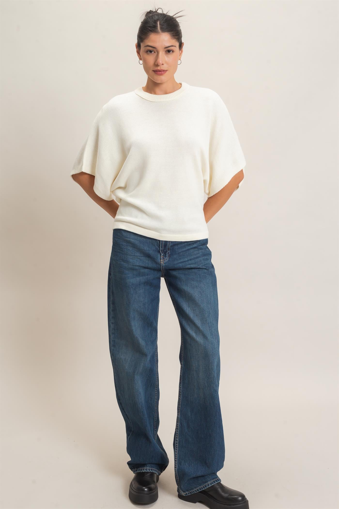 Wholesale Crew Neck Short Sleeve Sweater Sweaters HF26E378 IVORY HYFVE