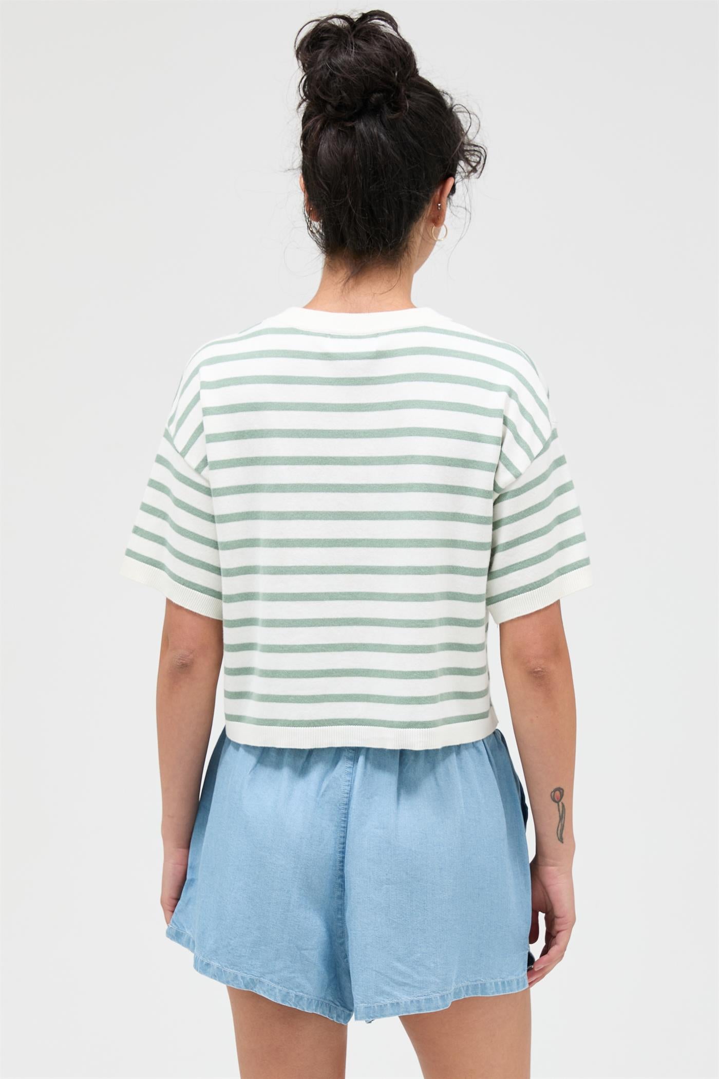 Wholesale Round Neck Striped Crop Top Clothing Tops DZ26A051 SAGE GREEN DOUBLE ZERO