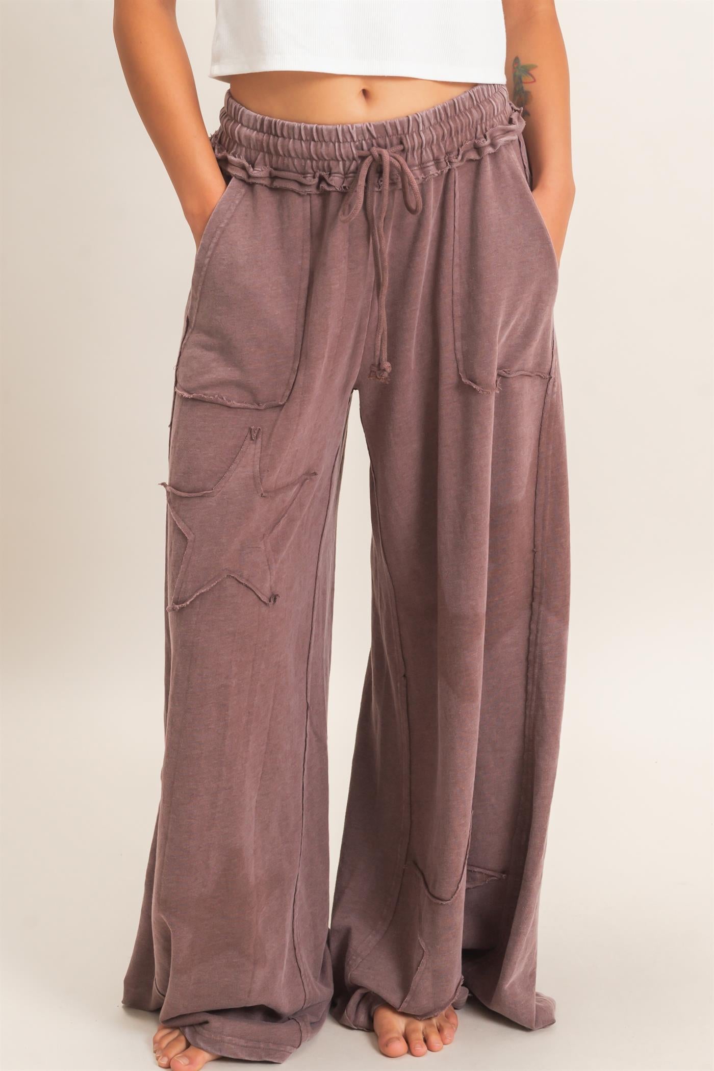 Wholesale Mineral Wash Star Patch And Print Wide Leg Pants Pants DZ26F060 DARK BROWN DOUBLE ZERO
