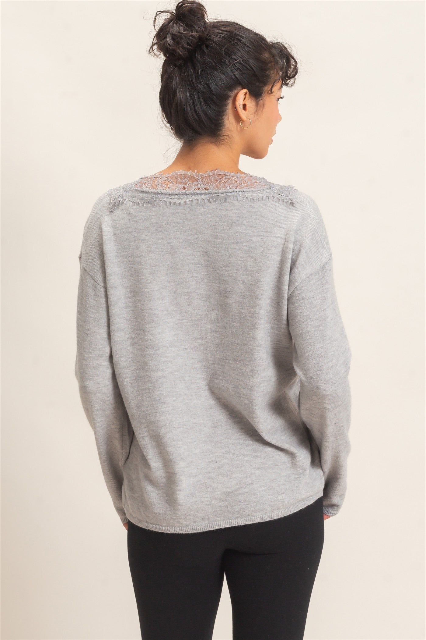 Wholesale Lace Trim V-Neck Sweater Sweaters DZ26E327 HEATHER GRAY DOUBLE ZERO