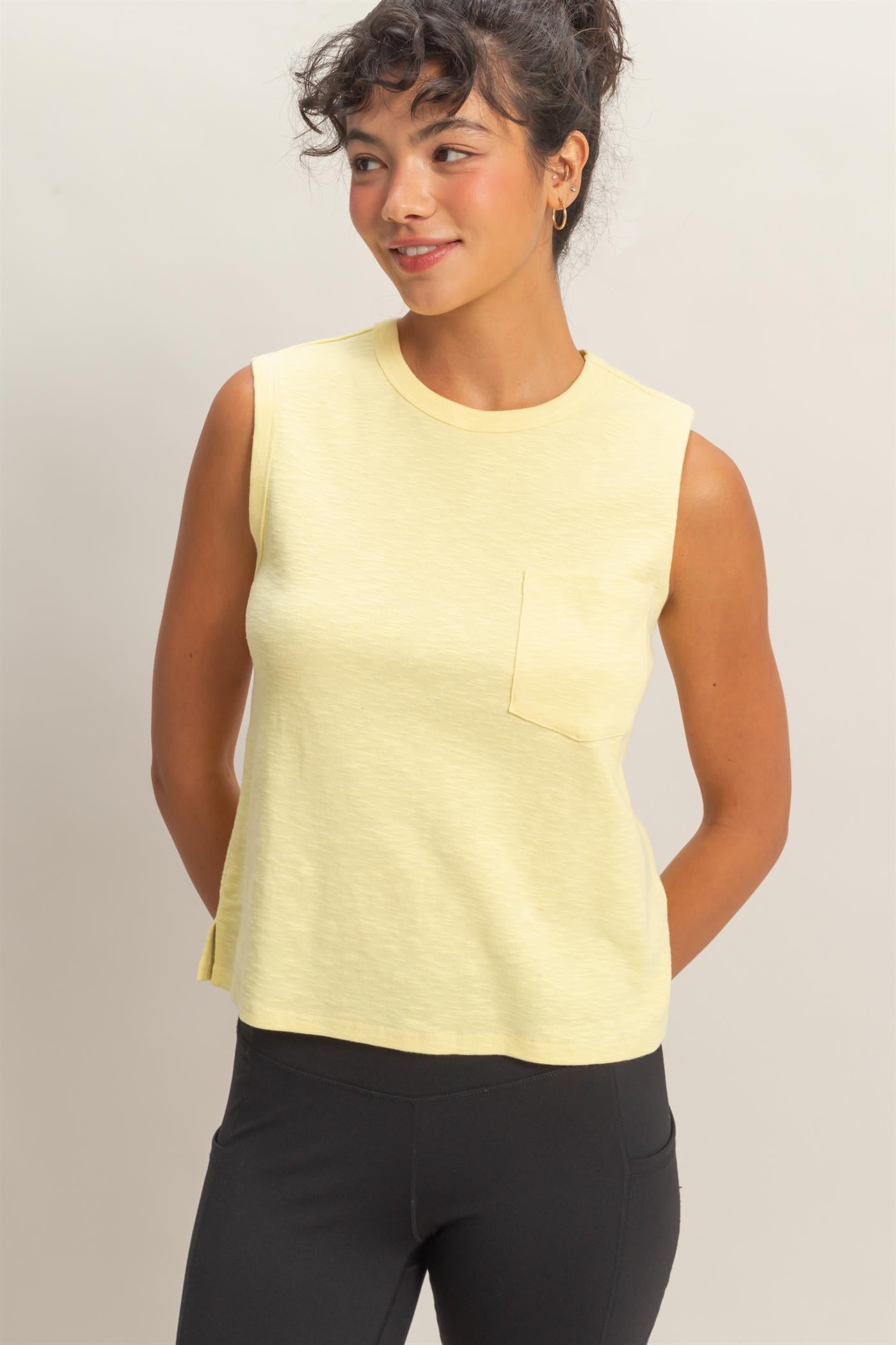 Wholesale Sleeveless Cotton Top With Pocket Clothing Tops DZ26A234 PALE YELLOW DOUBLE ZERO