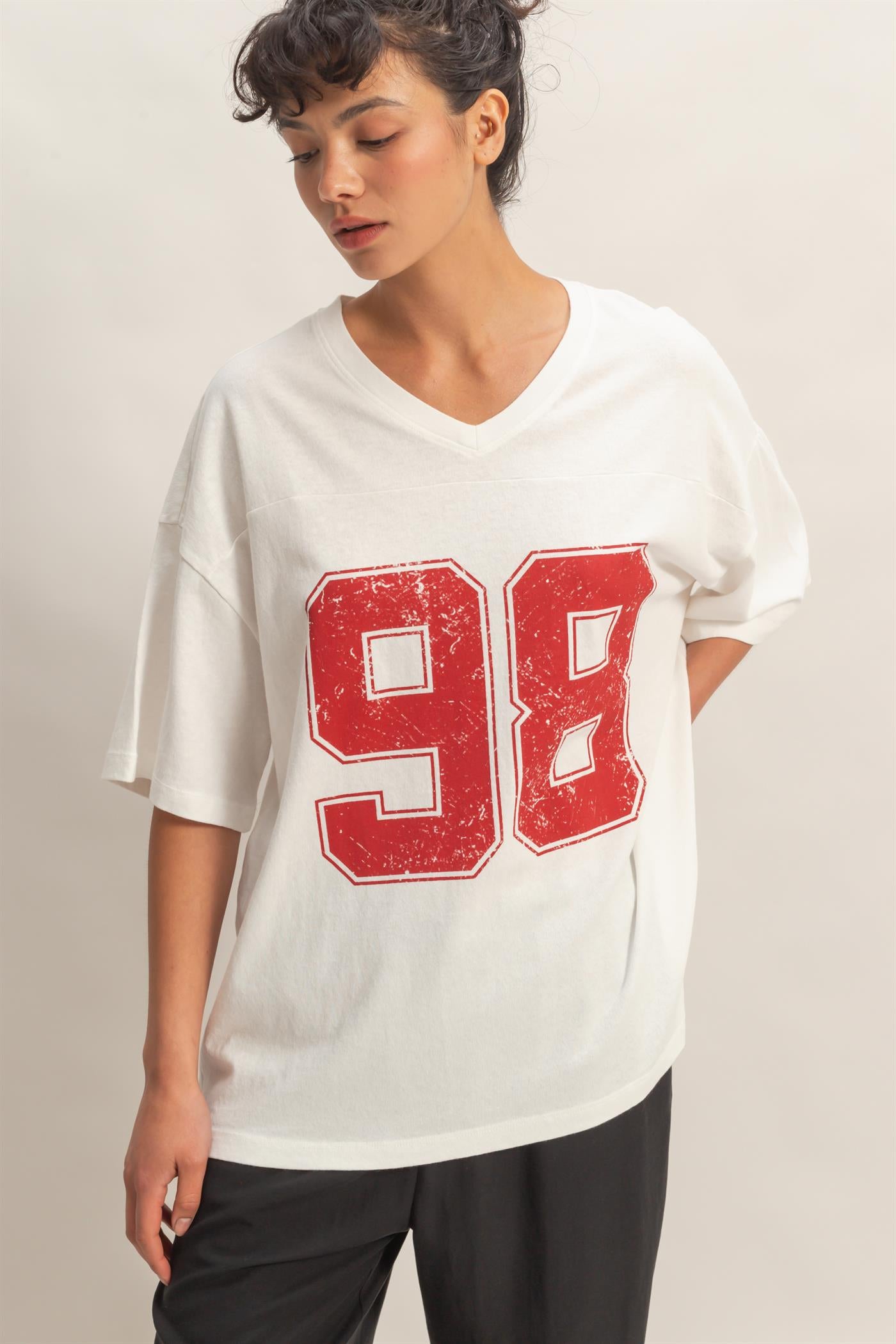 Wholesale Oversized Varsity Style V-Neck Graphic T-Shirt T-Shirts DZ26C200 OFF WHITE DOUBLE ZERO
