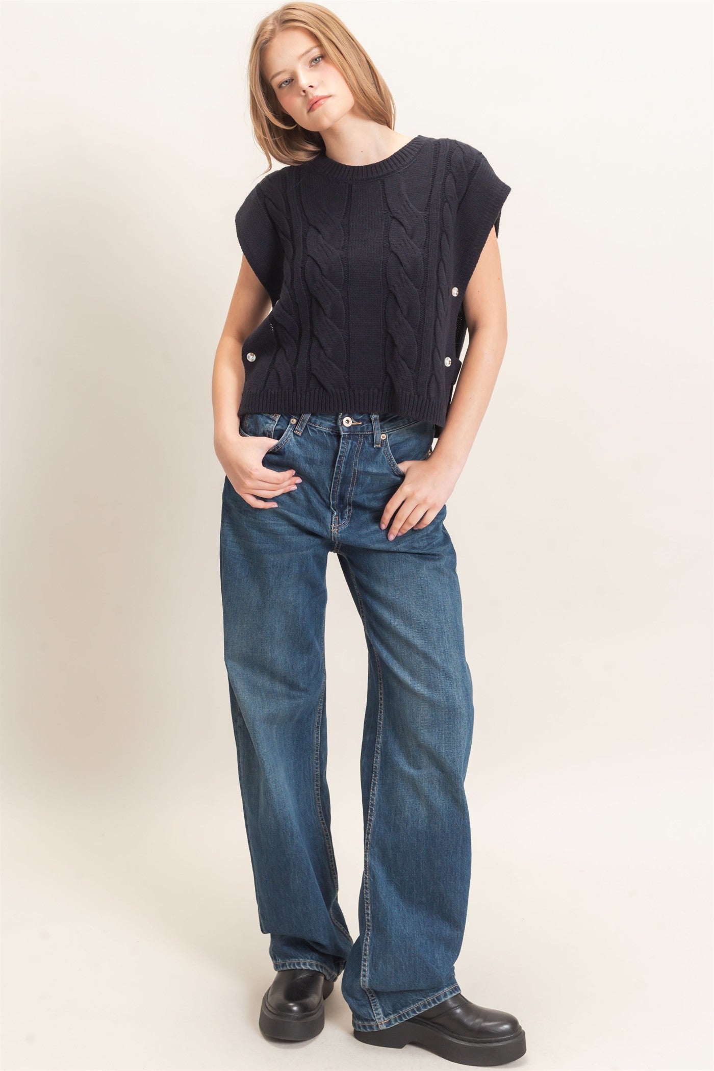 Wholesale Cable Knit Vest With Side Buttons Sweaters HF26F193 BLACK HYFVE