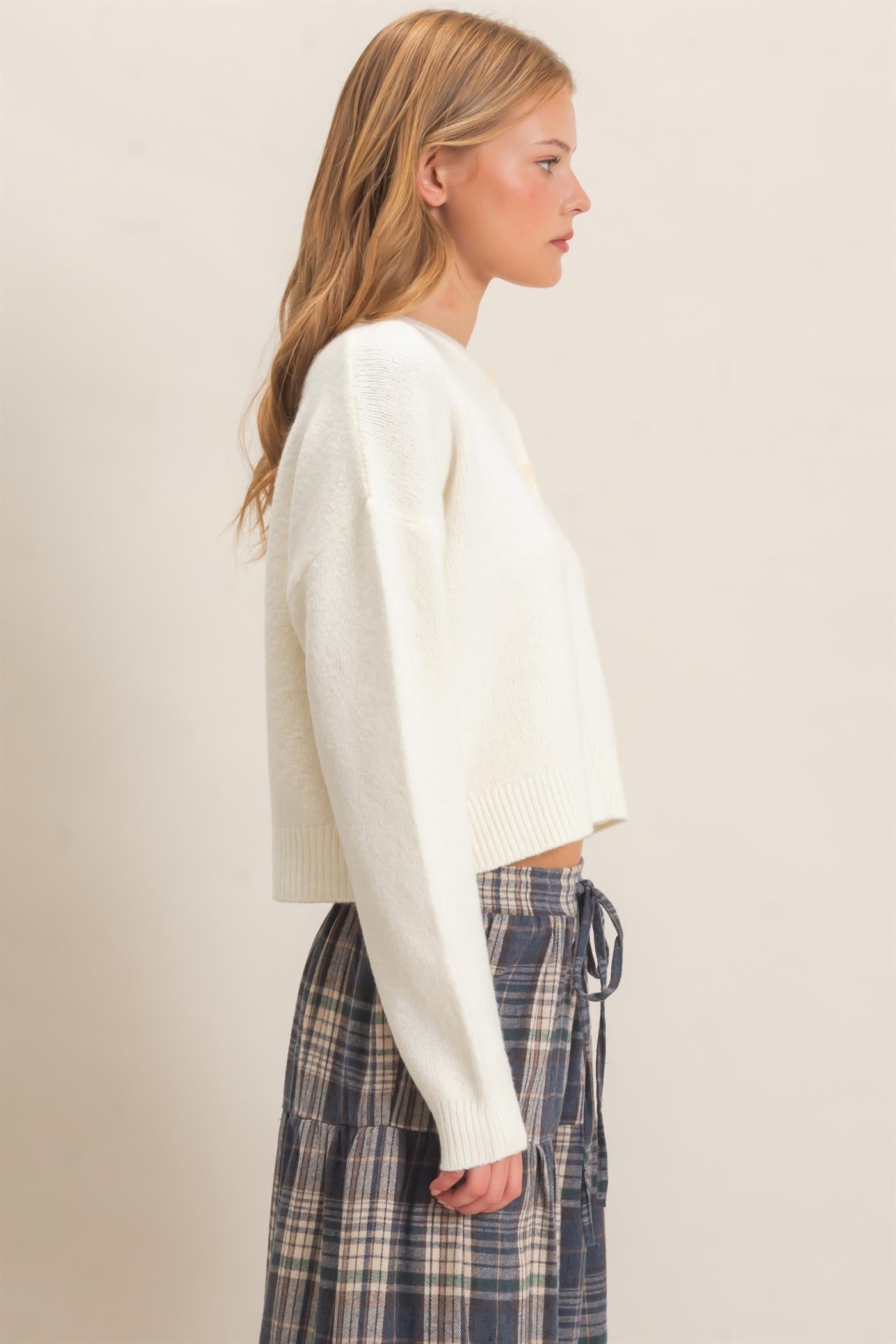 Wholesale Crew Neck Cardigan Sweater Cardigans HF26E226-D CREAM HYFVE