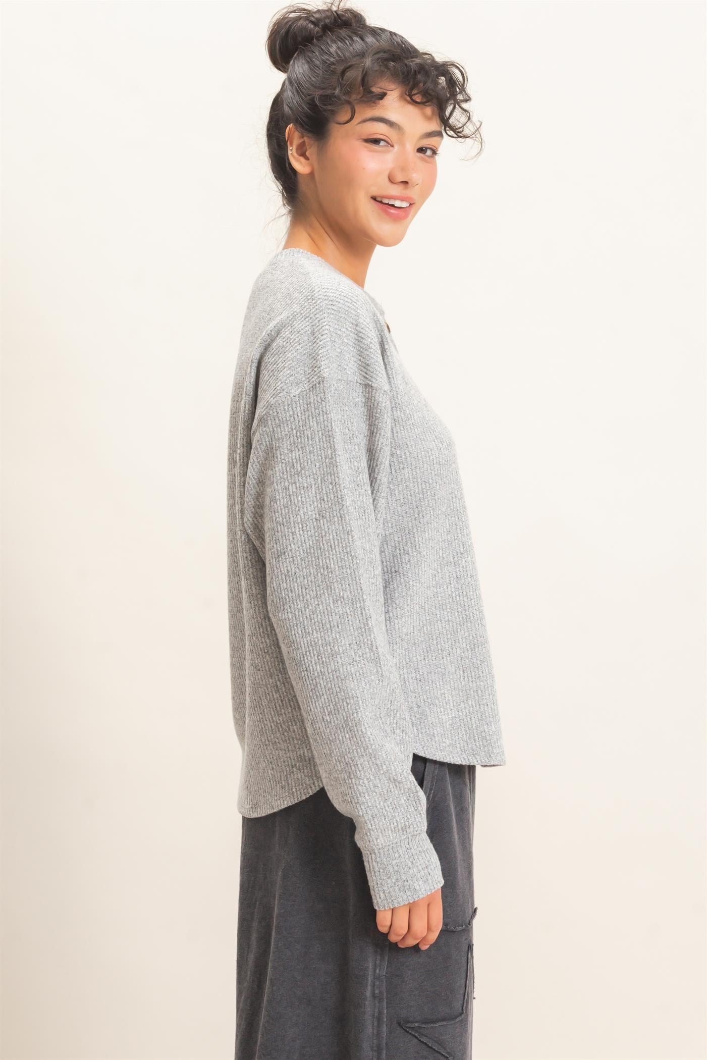 Wholesale Brushed Waffle Henley Top Clothing Tops DZ26F314 HEATHER GRAY DOUBLE ZERO