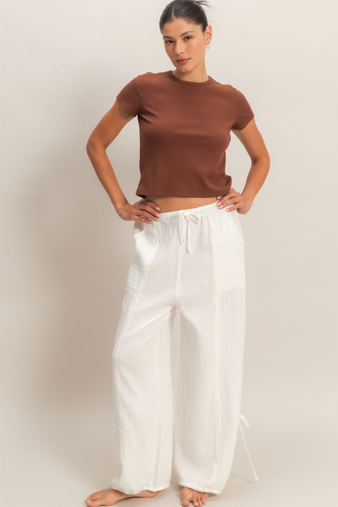 Wholesale Gauze Drawstring Jogger Pants Joggers HF26A822 OFF WHITE HYFVE