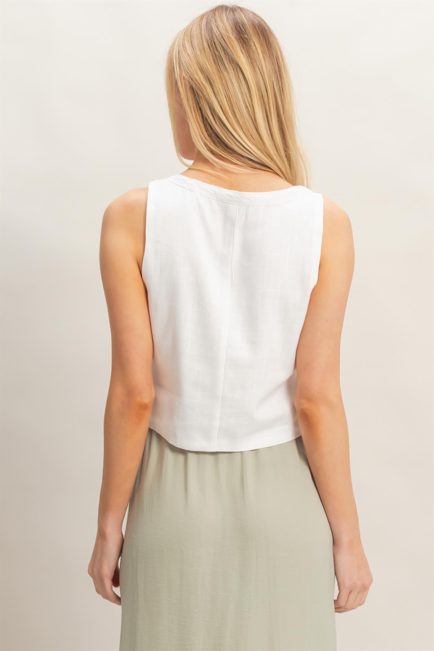 Wholesale Sleeveless Tie-Front Top Blouses HF26C298 WHITE HYFVE