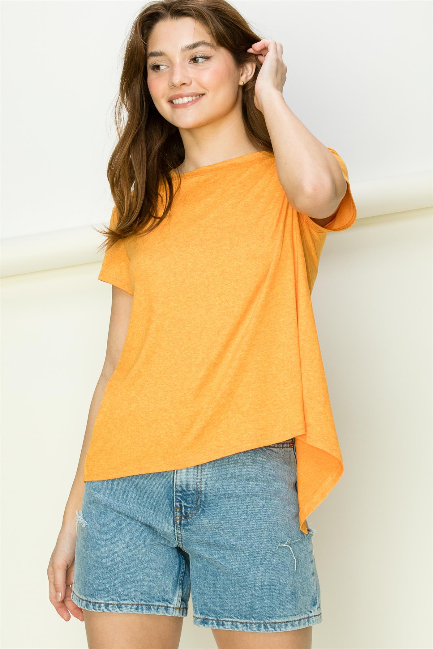 Wholesale All Yours Short Sleeve Open Back Tee Clothing Tops DZ22E576 VIBE ORANGE DOUBLE ZERO