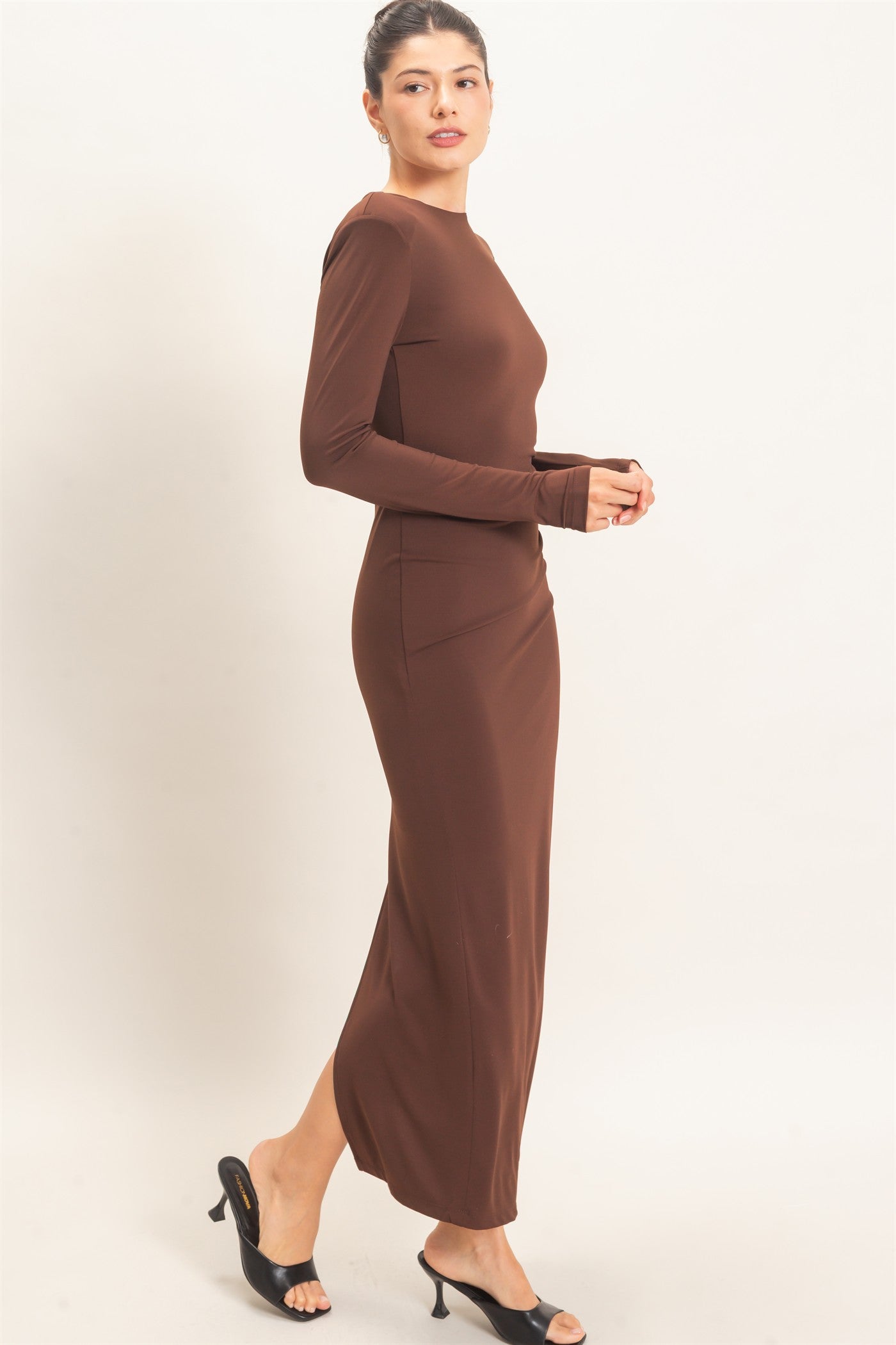 Wholesale Ruched Long Sleeve Open Back Midi Dress Dresses HF26F118 CHOCOLATE HYFVE