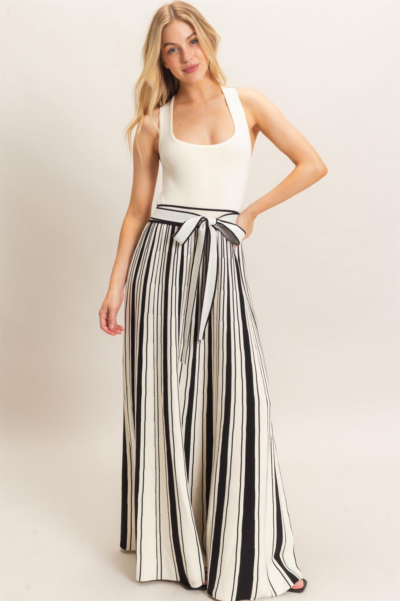 Wholesale Sleeveless Scoop Neck Dress Dresses HF26C571 CREAM HYFVE