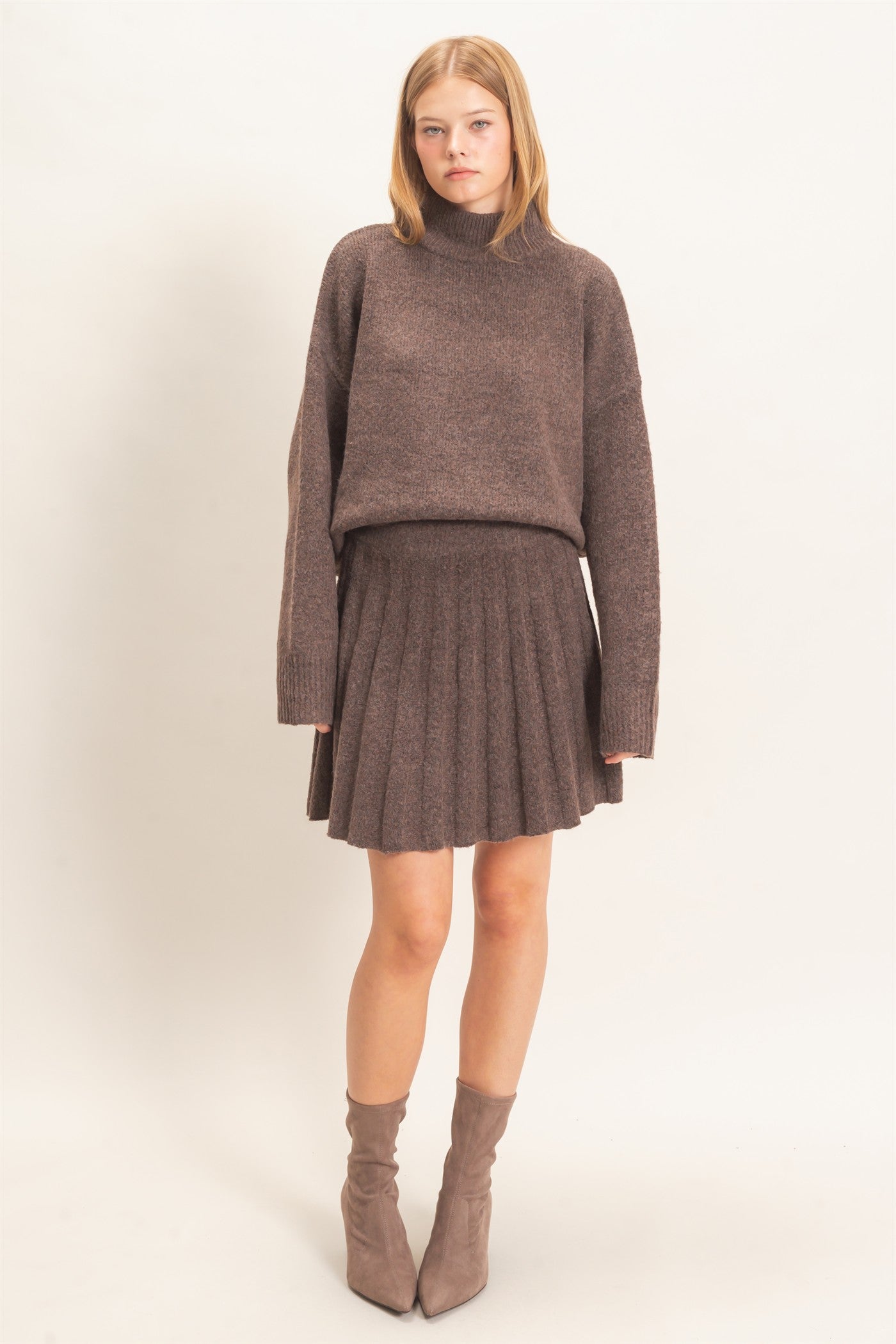 Wholesale Mock Neck Sweater And Pleated Skirt Set Clothing HF26F232-SET BROWN HYFVE
