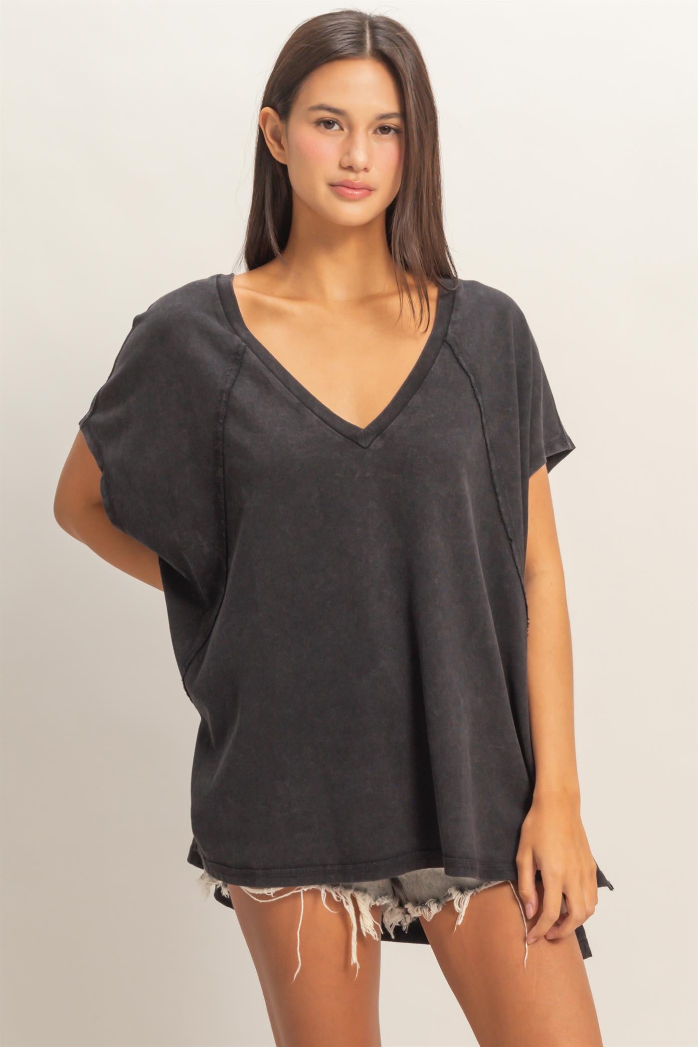 Wholesale Oversized V-Neck Mineral Washed Top Clothing Tops DZ26A585 BLACK DOUBLE ZERO