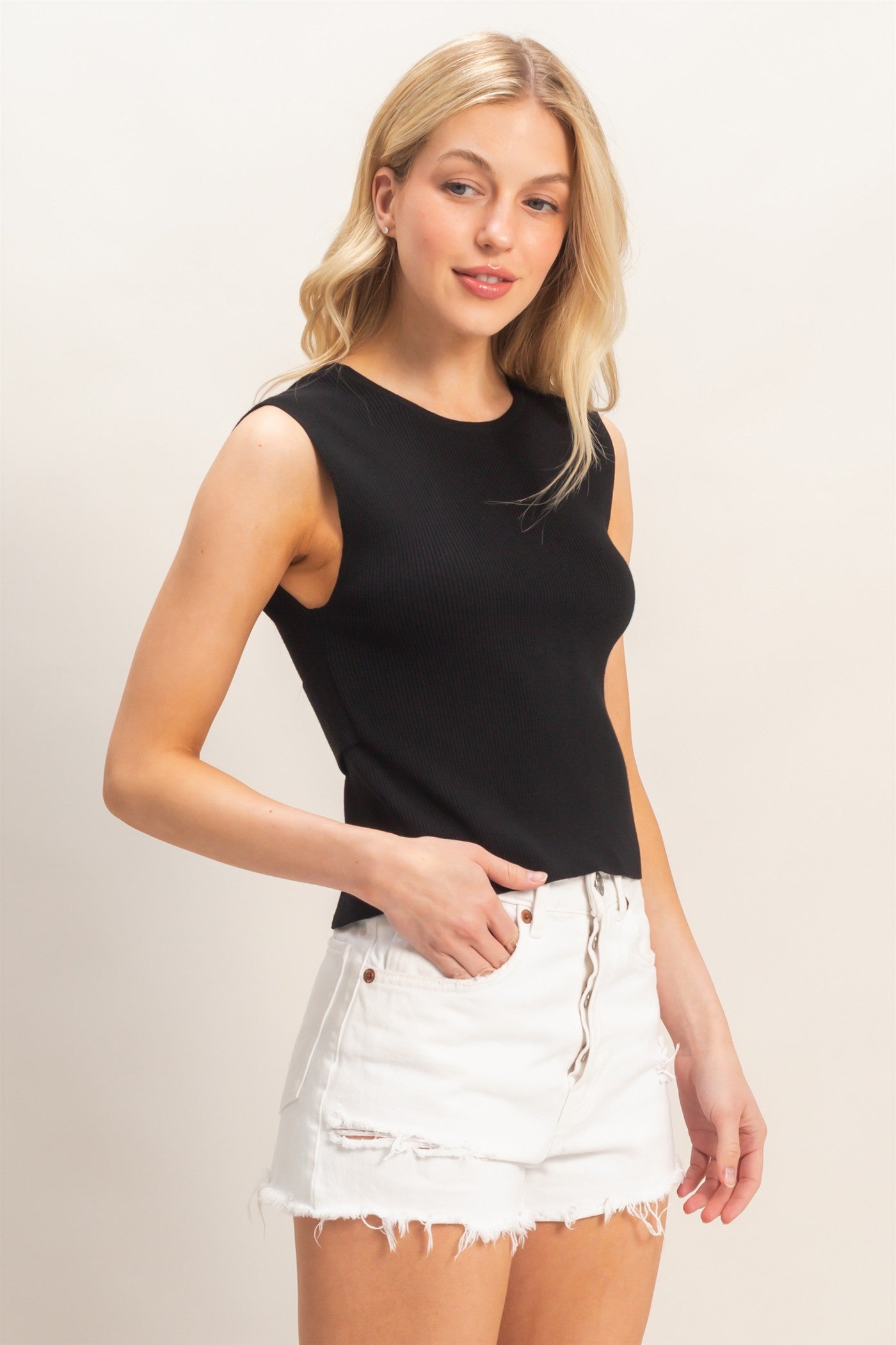 Wholesale Ribbed Crew Neck Sleeveless Open Back Top Clothing Tops DZ26C692 BLACK DOUBLE ZERO