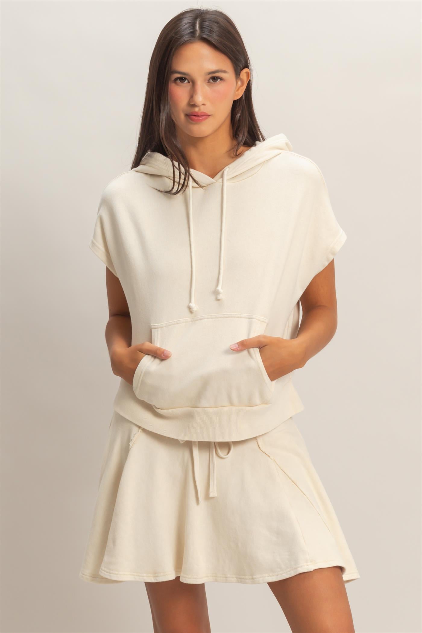 Wholesale Acid Washed Sleeveless Hooded Kangaroo Pocket Top Hoodies DZ26A411 ALPACA DOUBLE ZERO