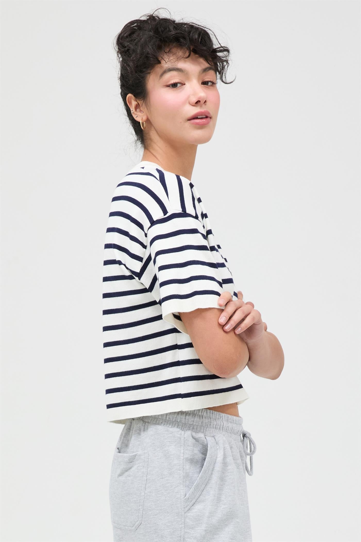 Wholesale Round Neck Striped Crop Top Clothing Tops DZ26A051 NAVY DOUBLE ZERO