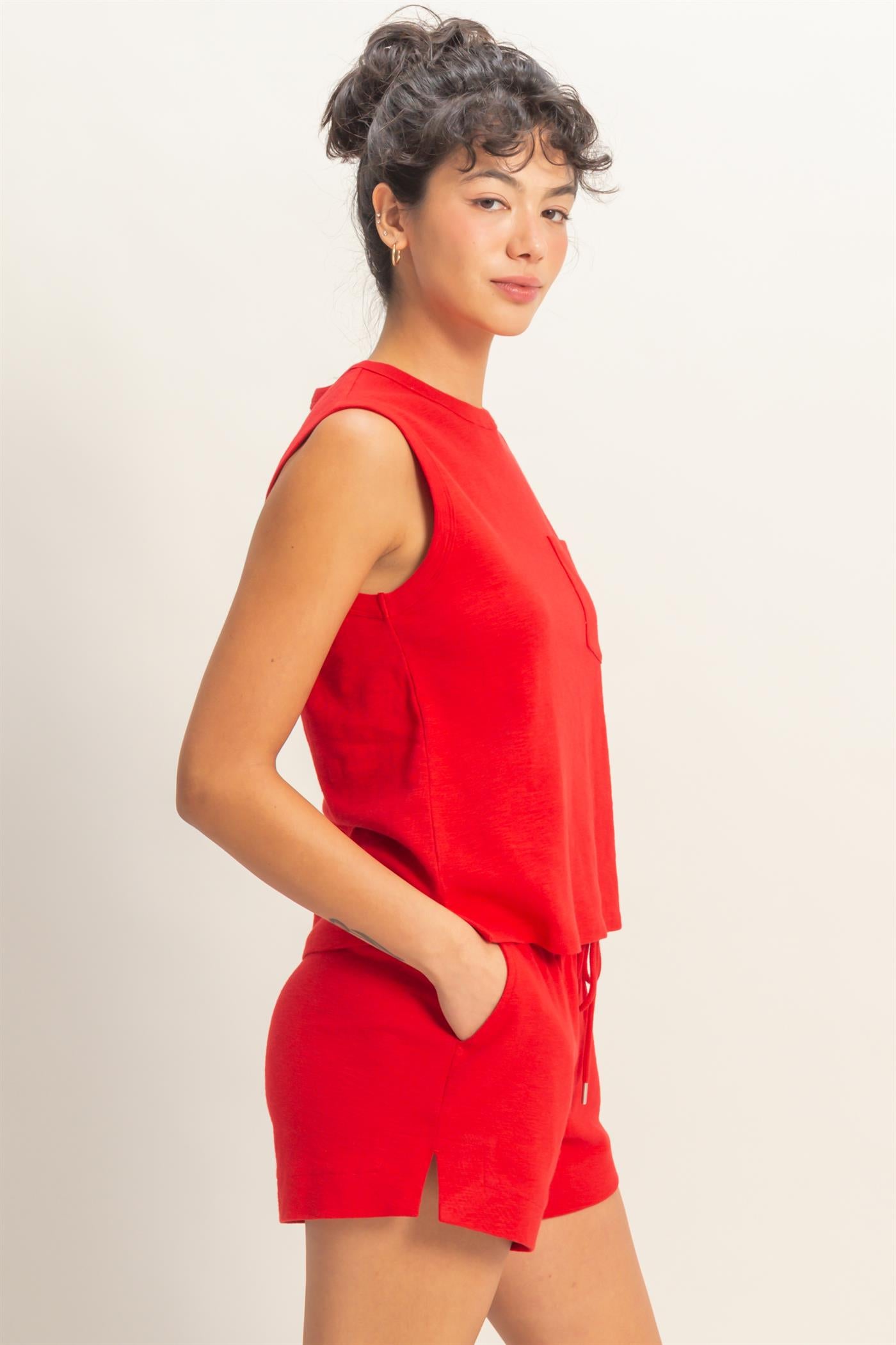 Wholesale Sleeveless Cotton Top With Pocket Clothing Tops DZ26A234 RED DOUBLE ZERO