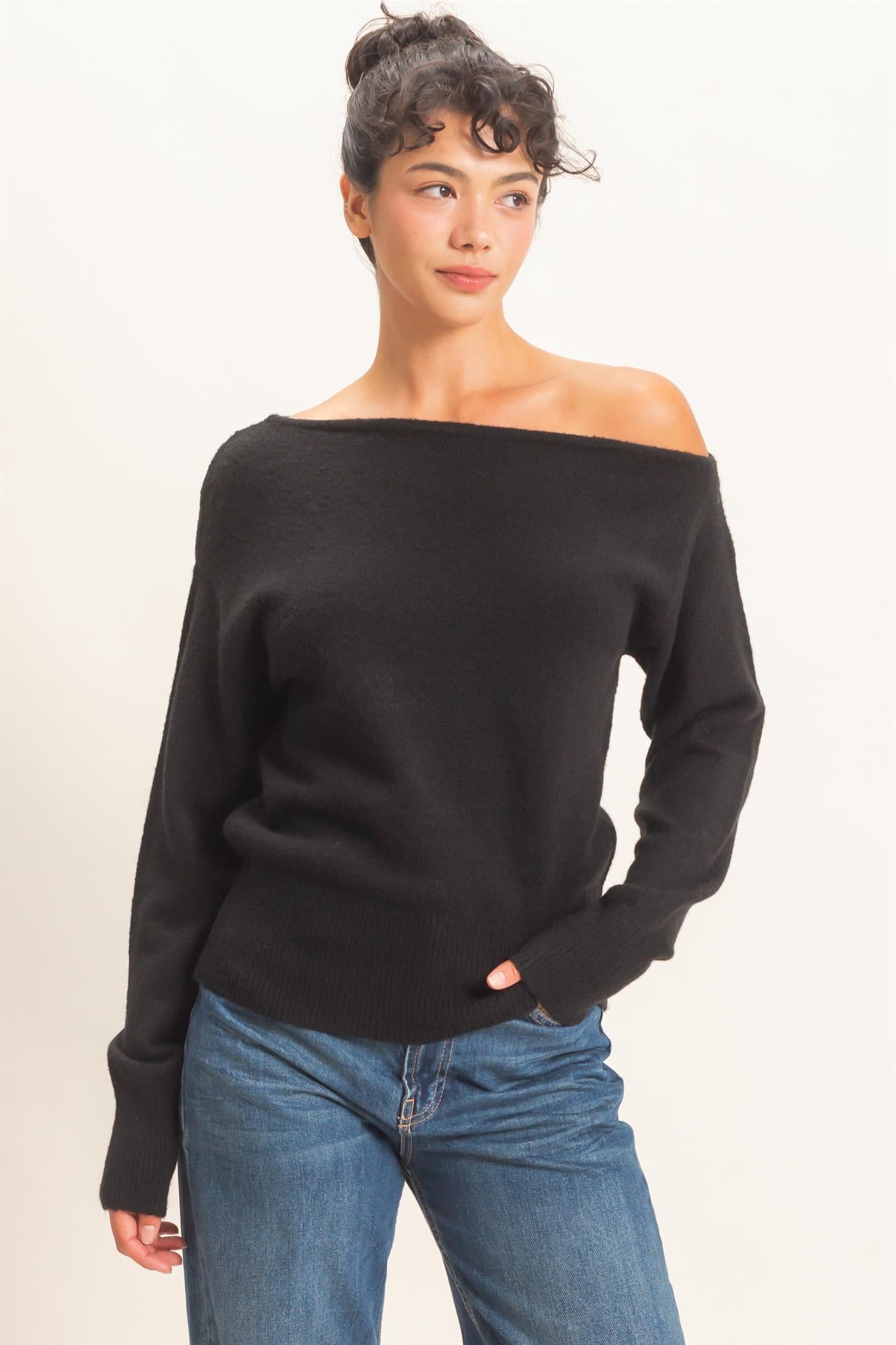 Wholesale Off The Shoulder Sweater Top Sweaters DZ26F290 BLACK DOUBLE ZERO