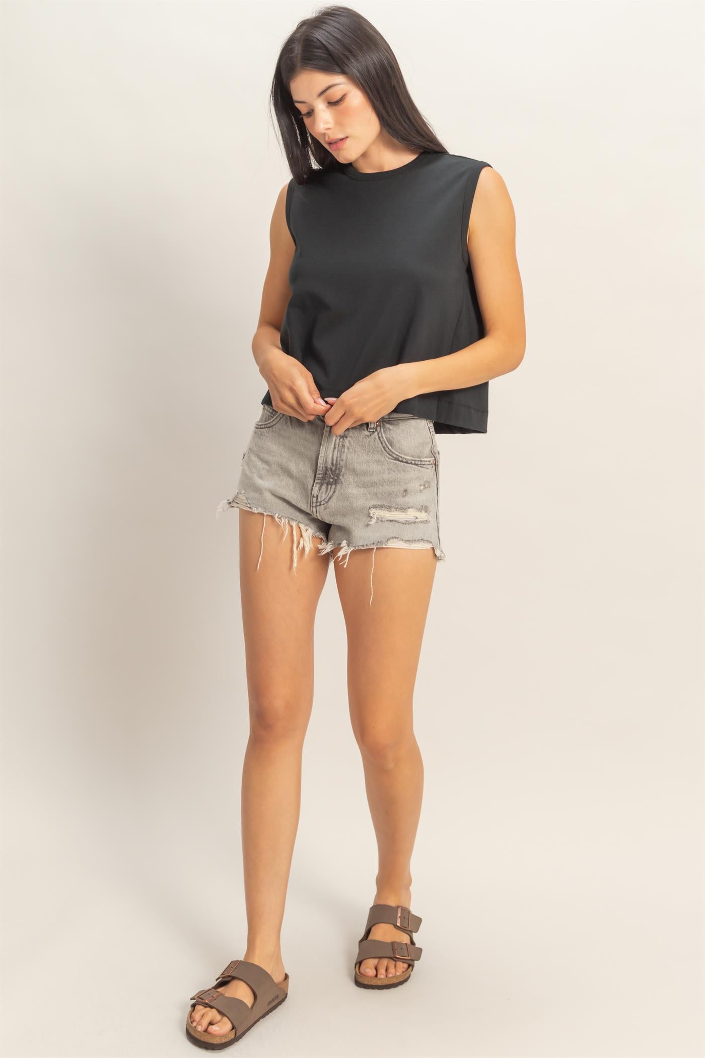 Wholesale Sleeveless Crew Neck Top With Back Pleats Clothing Tops DZ26A999 BLACK DOUBLE ZERO