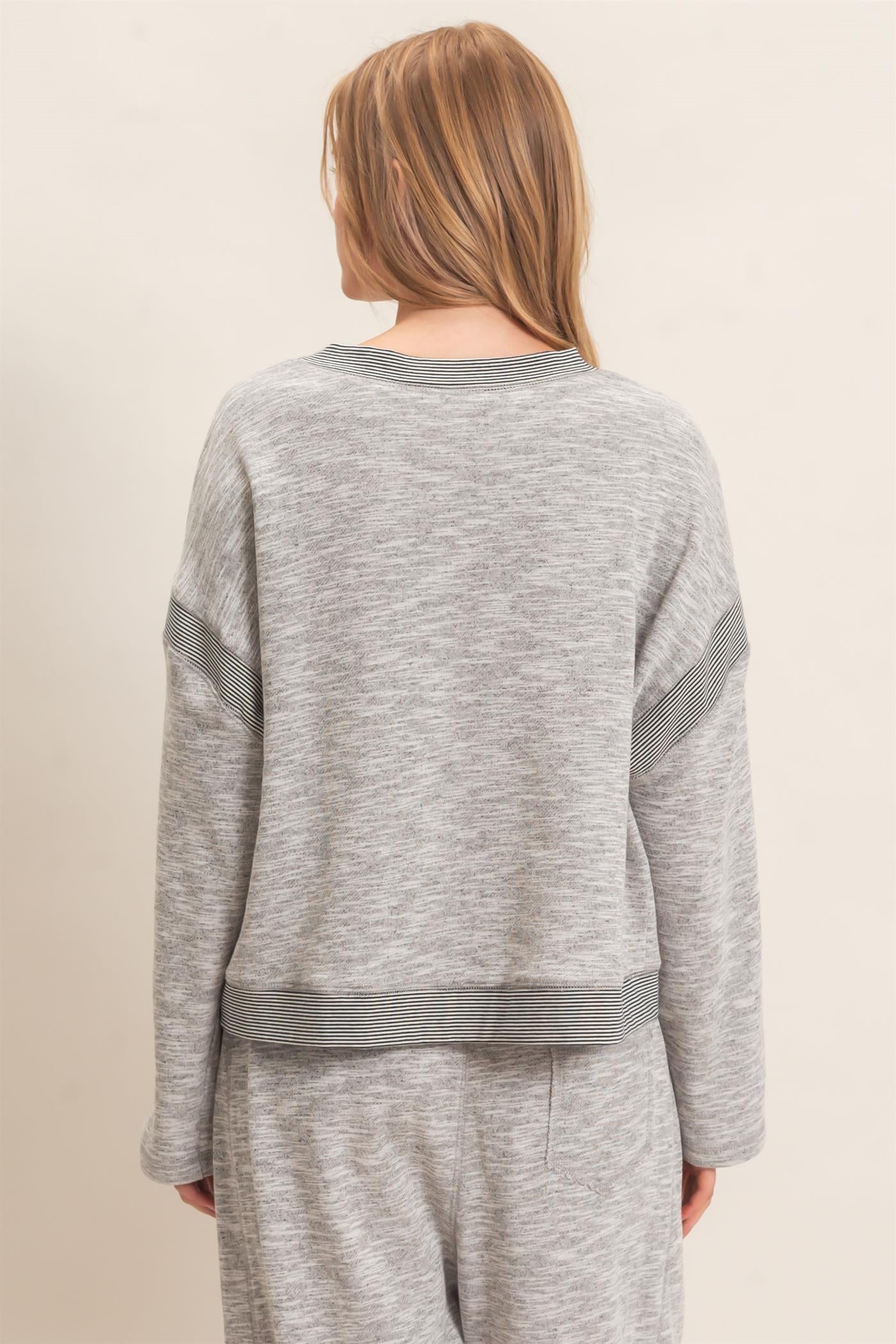 Wholesale Striped Trim Pocket Sweatshirt Sweatshirts HF26E557 HEATHER GRAY HYFVE