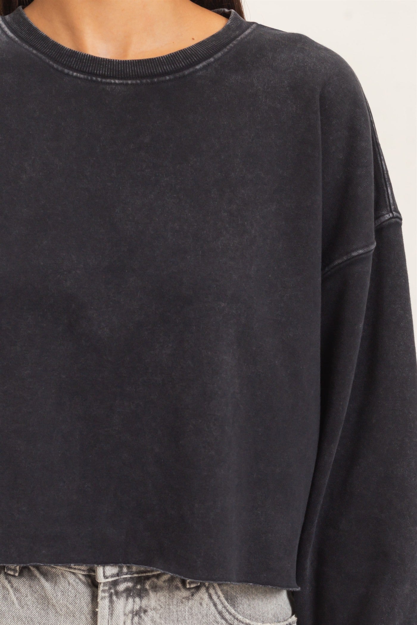 Wholesale Mineral Wash Raw Hem Cropped Sweatshirt Sweatshirts DZ26C968 BLACK DOUBLE ZERO