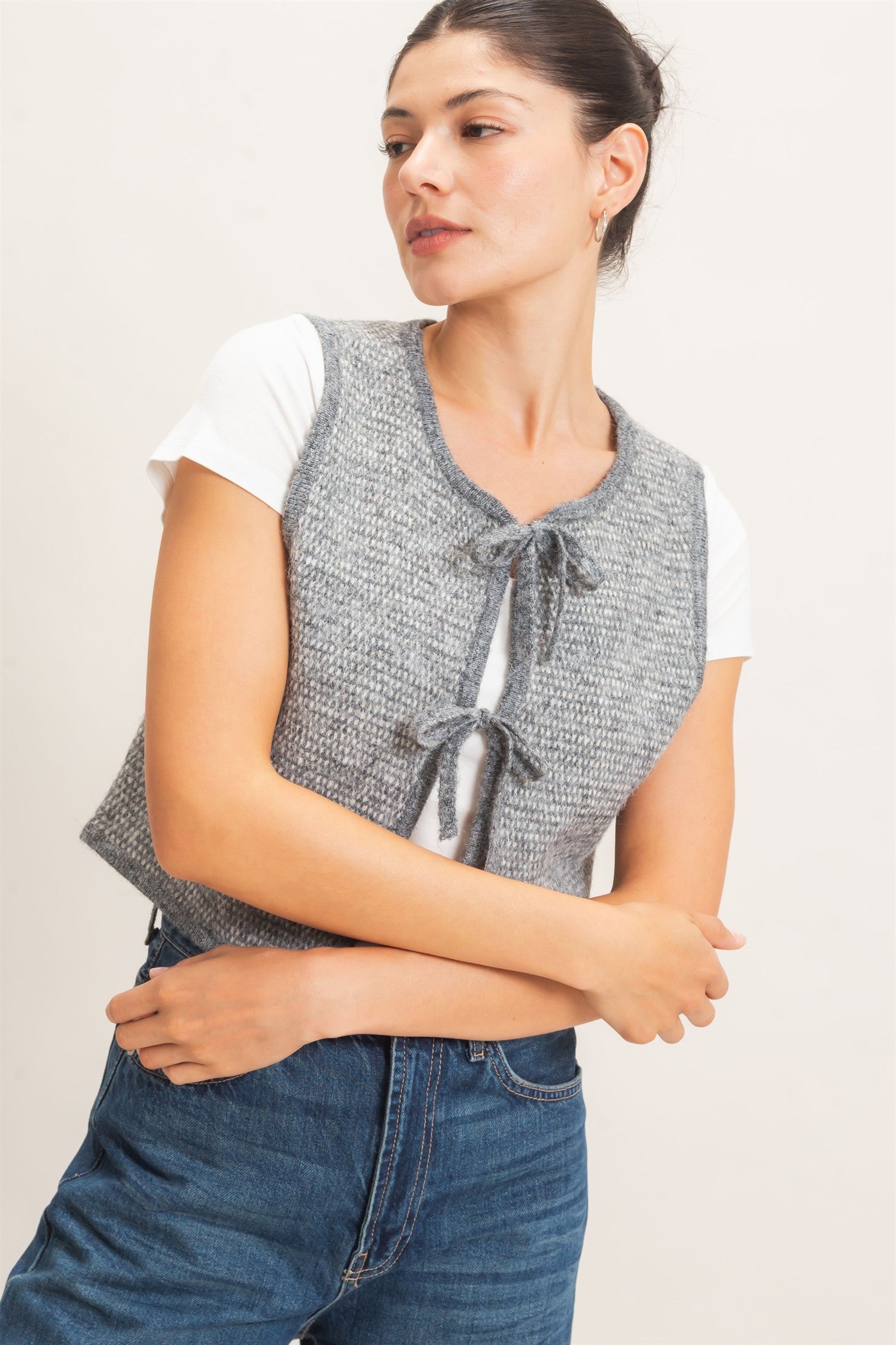 Wholesale Sweater Vest With Front Ties Sweaters HF26E140 GRAY HYFVE